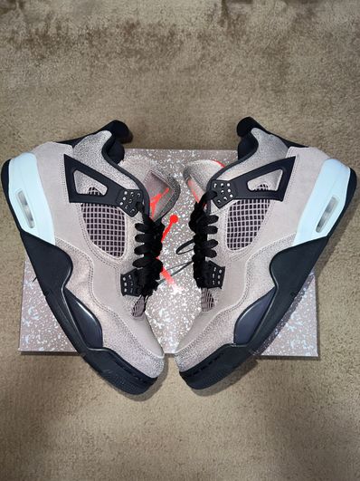Nike Air Jordan 4 "Taupe Haze"