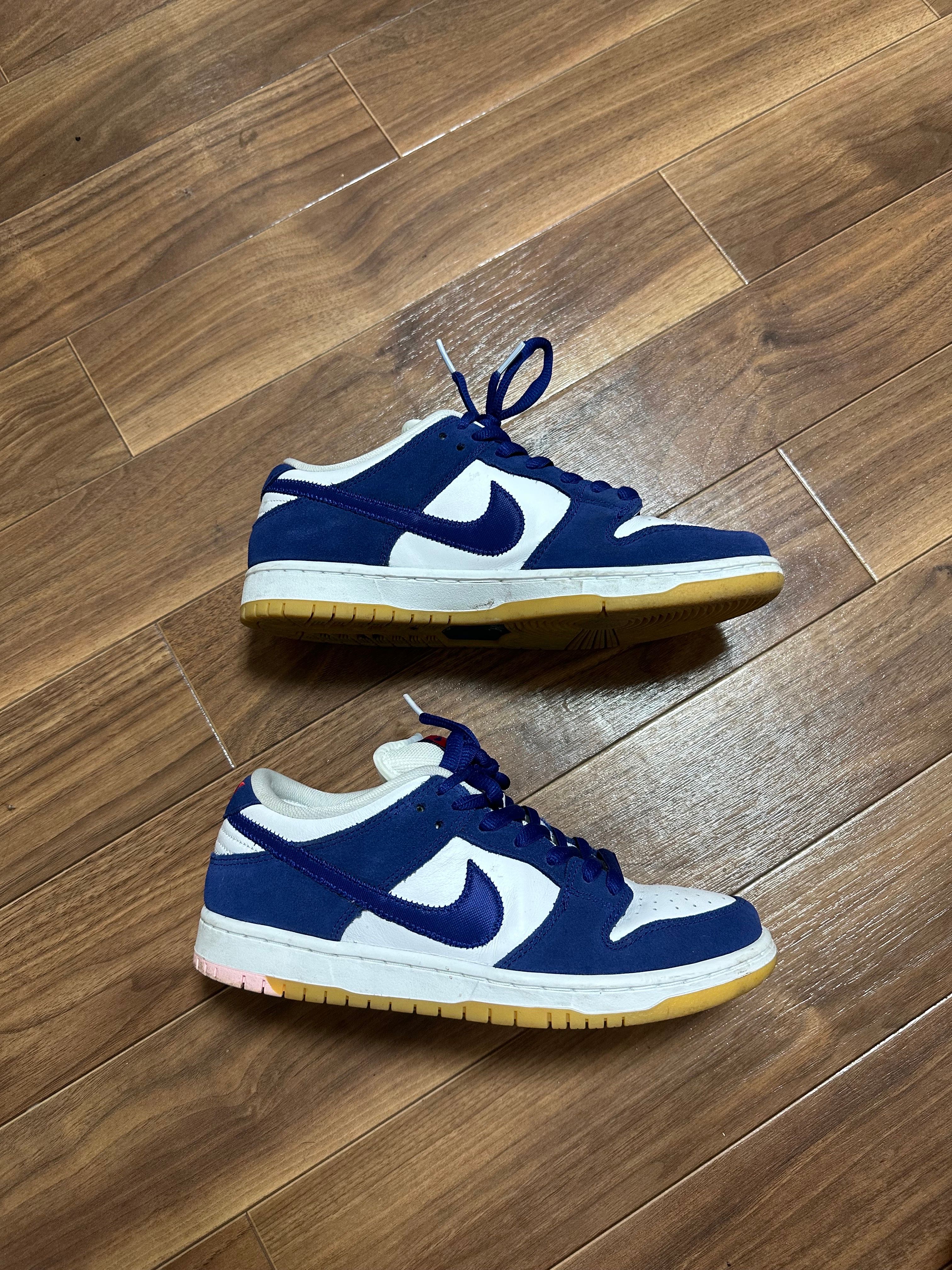 Nike SB Dunk Low "Los Angeles Dodgers/Deep Royal Blue"