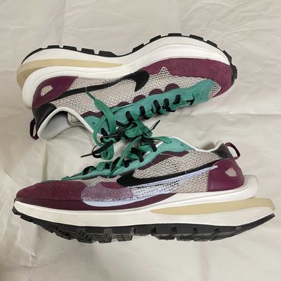 sacai × Nike Vapor Waffle "String/Red/Green"