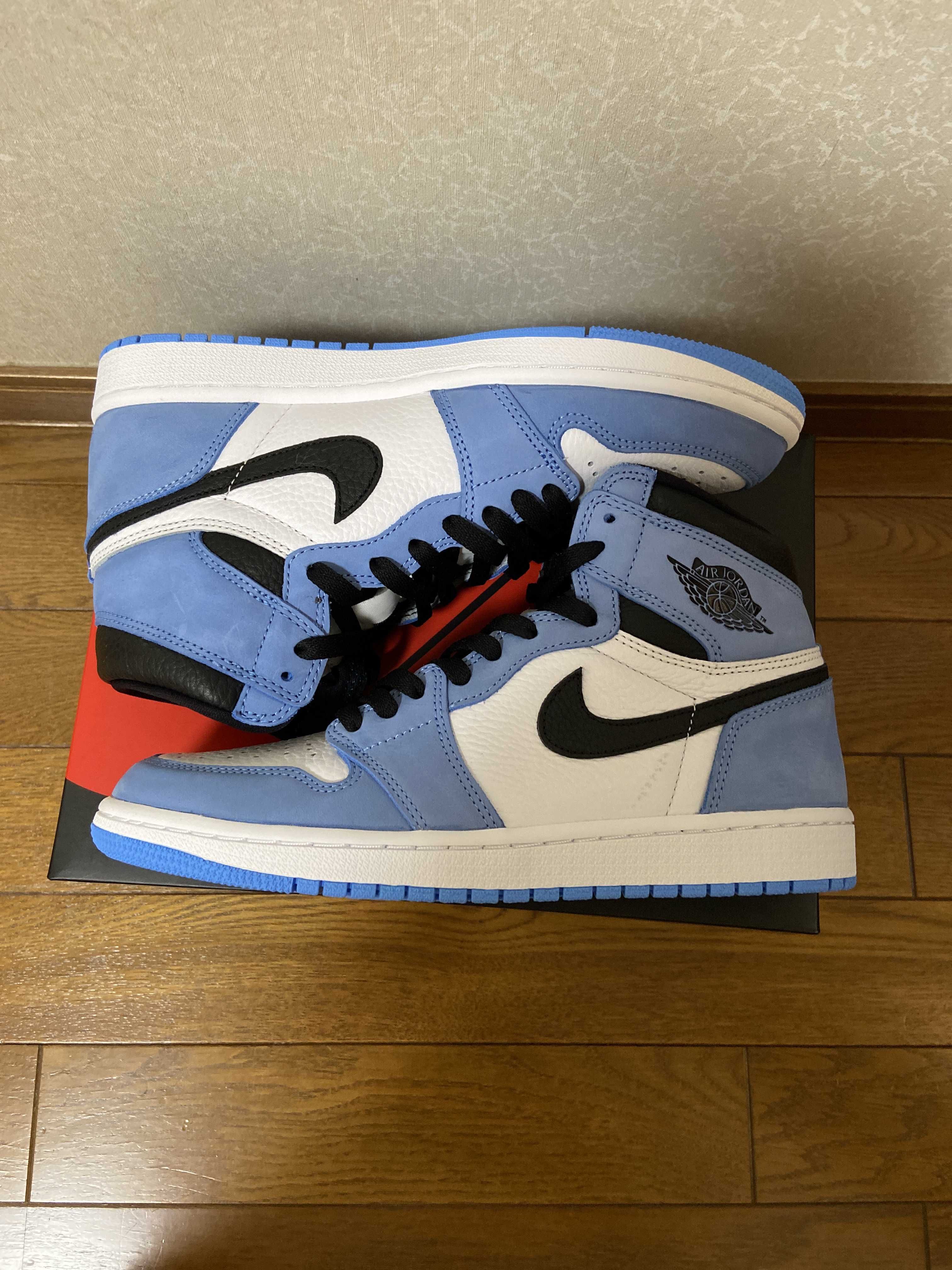 Nike Air Jordan 1 High OG "University Blue"