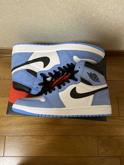 Nike Air Jordan 1 High OG "University Blue"