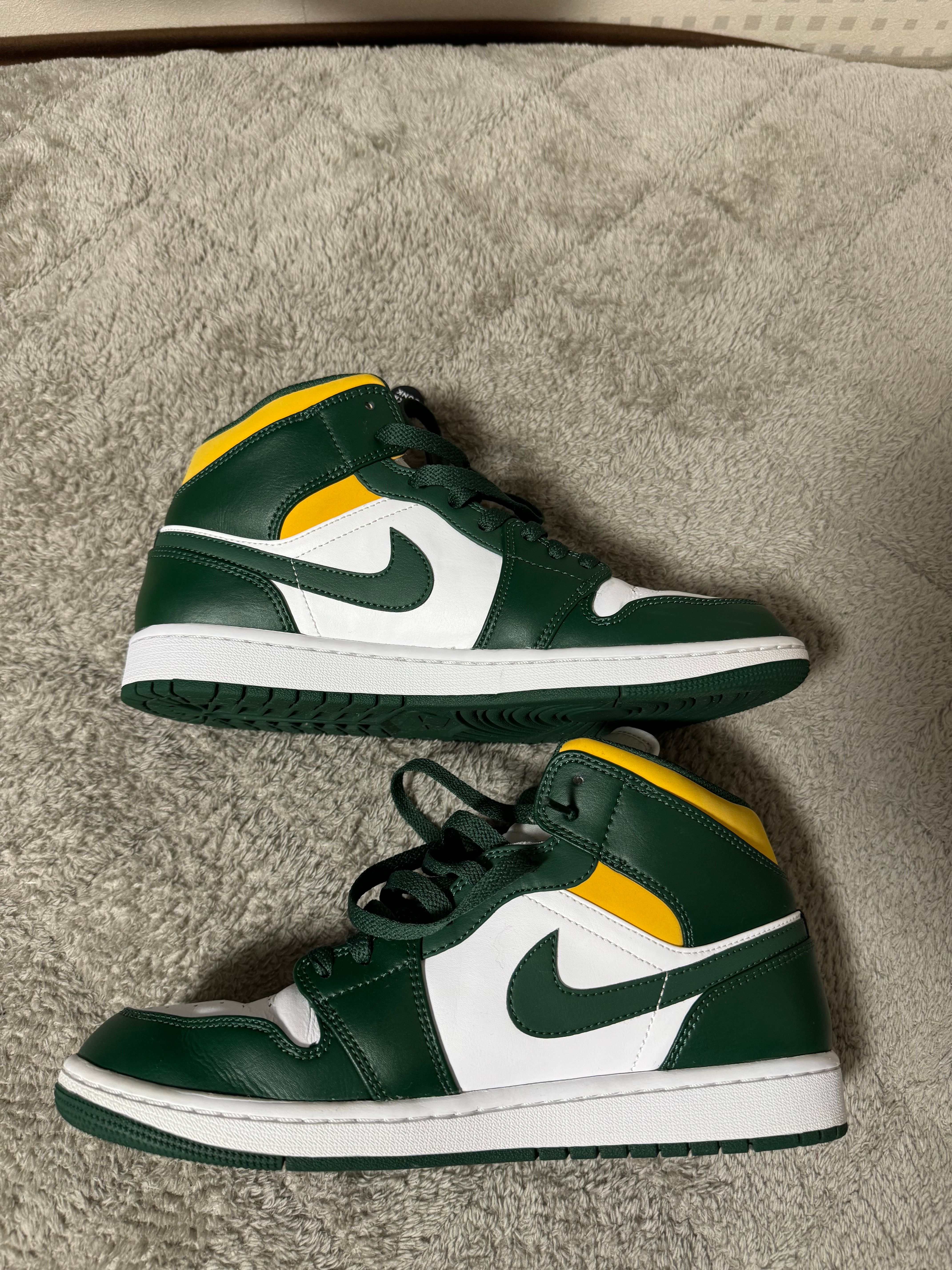 Nike Air Jordan 1 Mid "Seattle Supersonics" 
