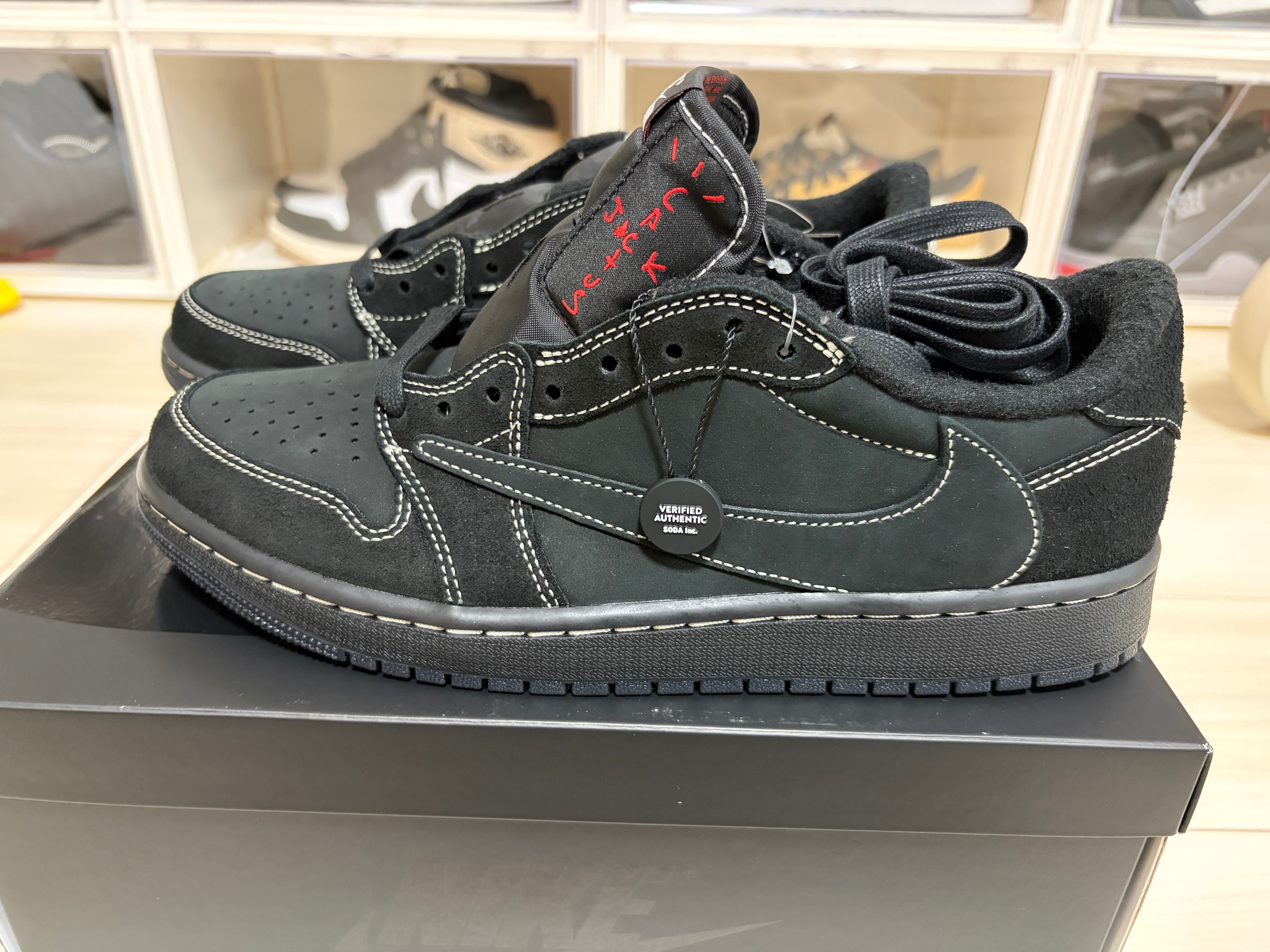 Travis Scott × Nike Air Jordan 1 Low OG SP "Black Phantom"