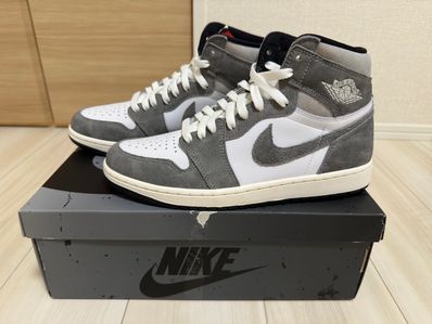 Nike Air Jordan 1 Retro High OG "Black and Smoke Grey"