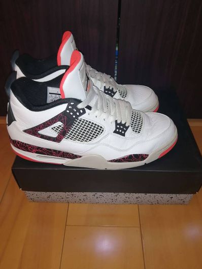 Nike Air Jordan 4 Retro "Flight Nostalgia"