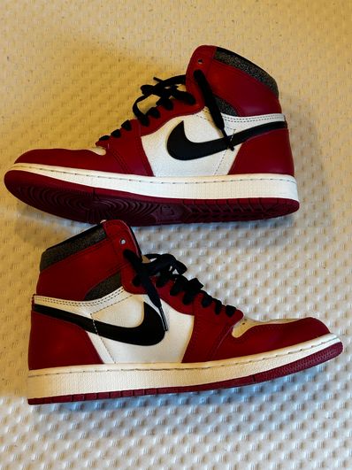 Nike Air Jordan 1 High OG "Lost & Found/Chicago"