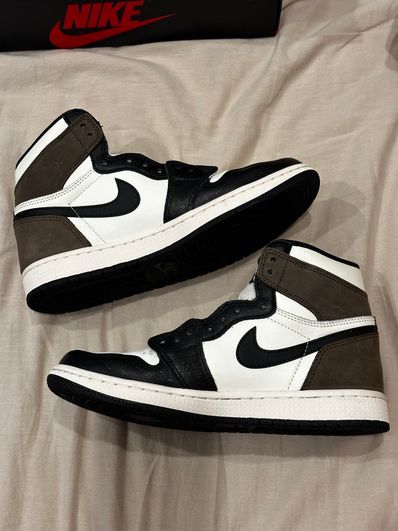 Nike Air Jordan 1 High OG "Sail/Dark Mocha/Black"