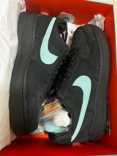 Tiffany & Co. × Nike Air Force 1 Low "1837"