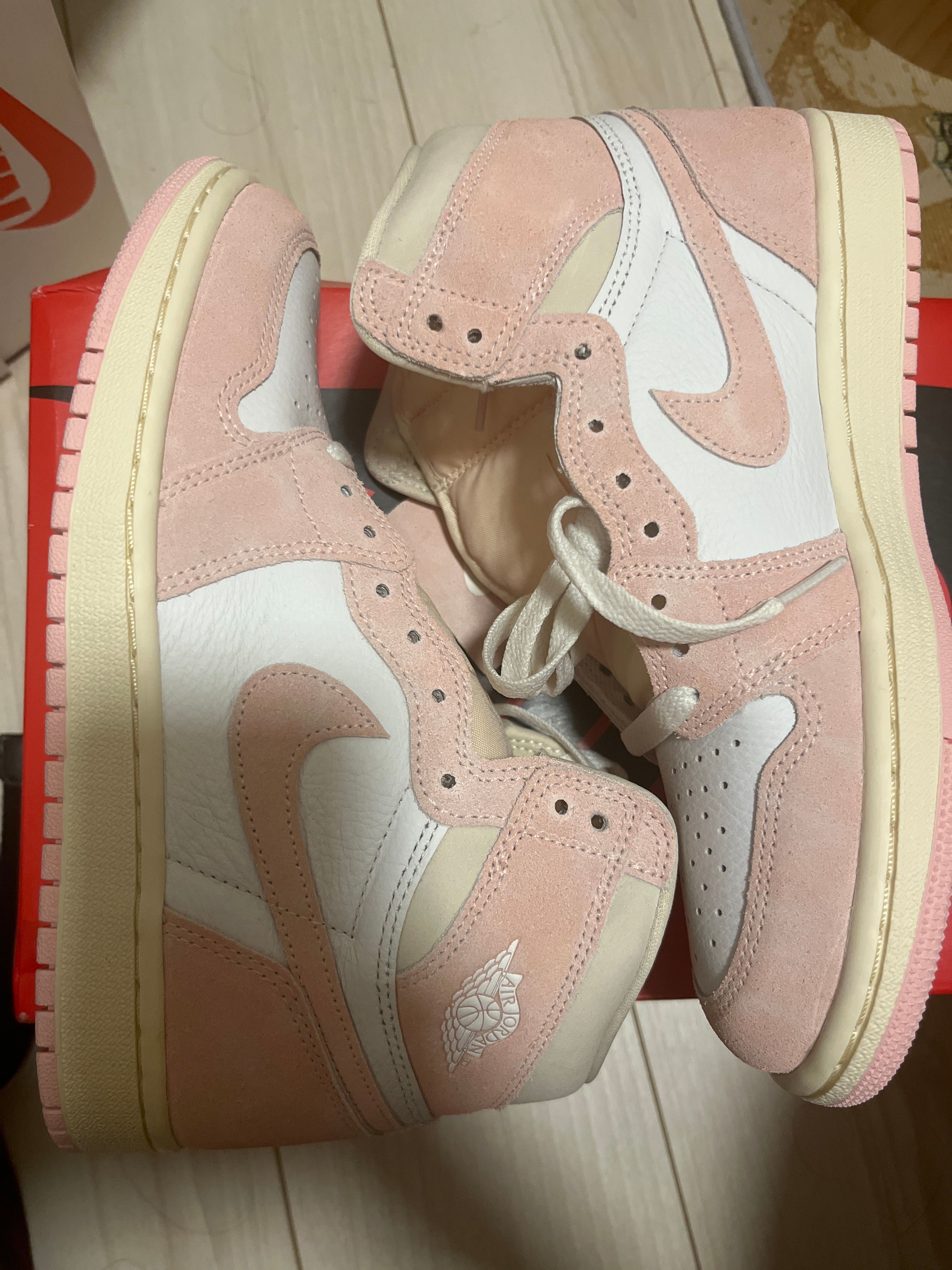 Nike Women's Air Jordan 1 Retro High OG "Washed Pink"