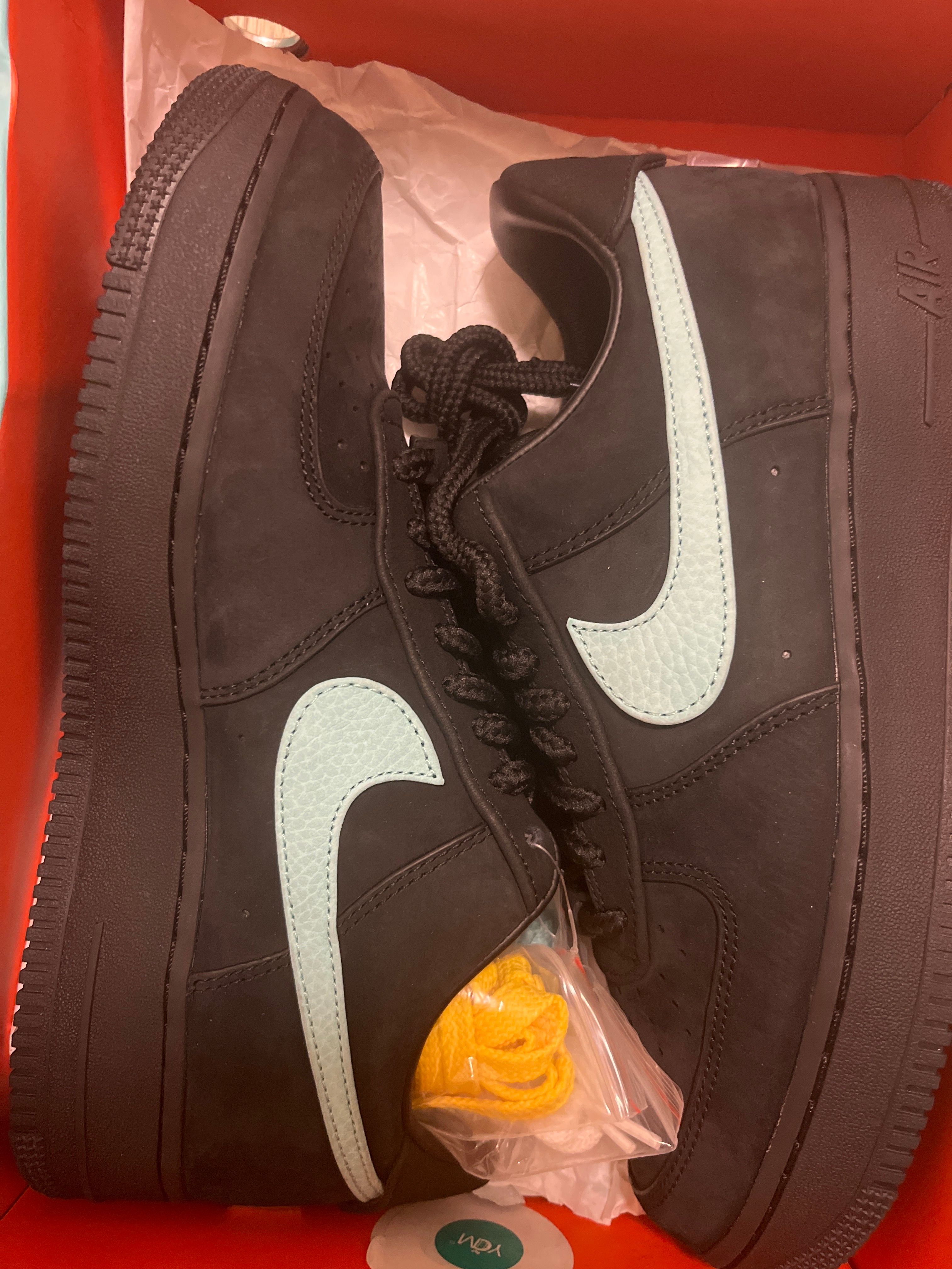 Tiffany & Co. × Nike Air Force 1 Low "1837"