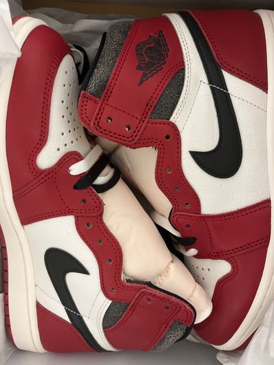 Nike Air Jordan 1 High OG "Lost & Found/Chicago"