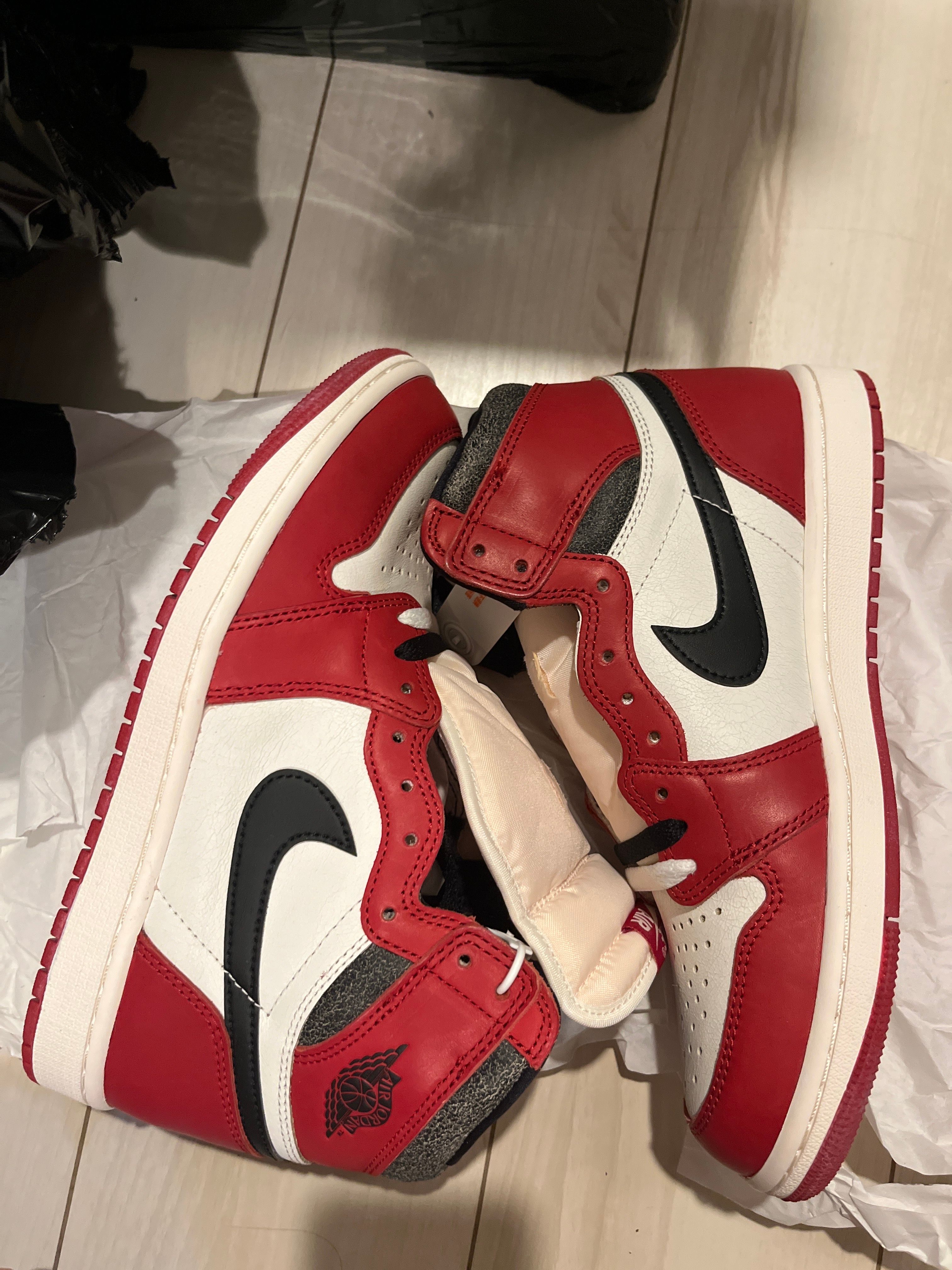 Nike Air Jordan 1 High OG "Lost & Found/Chicago"