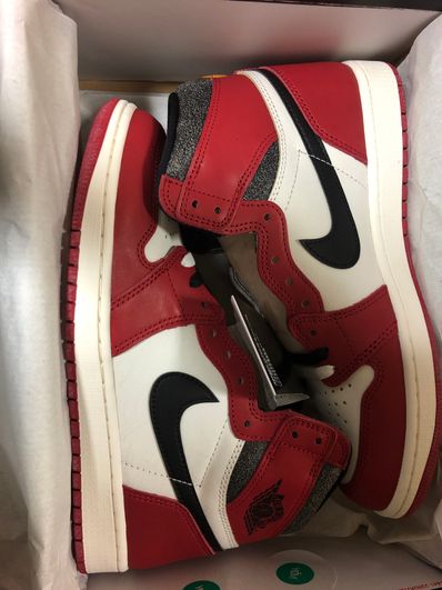Nike Air Jordan 1 High OG "Lost & Found/Chicago"