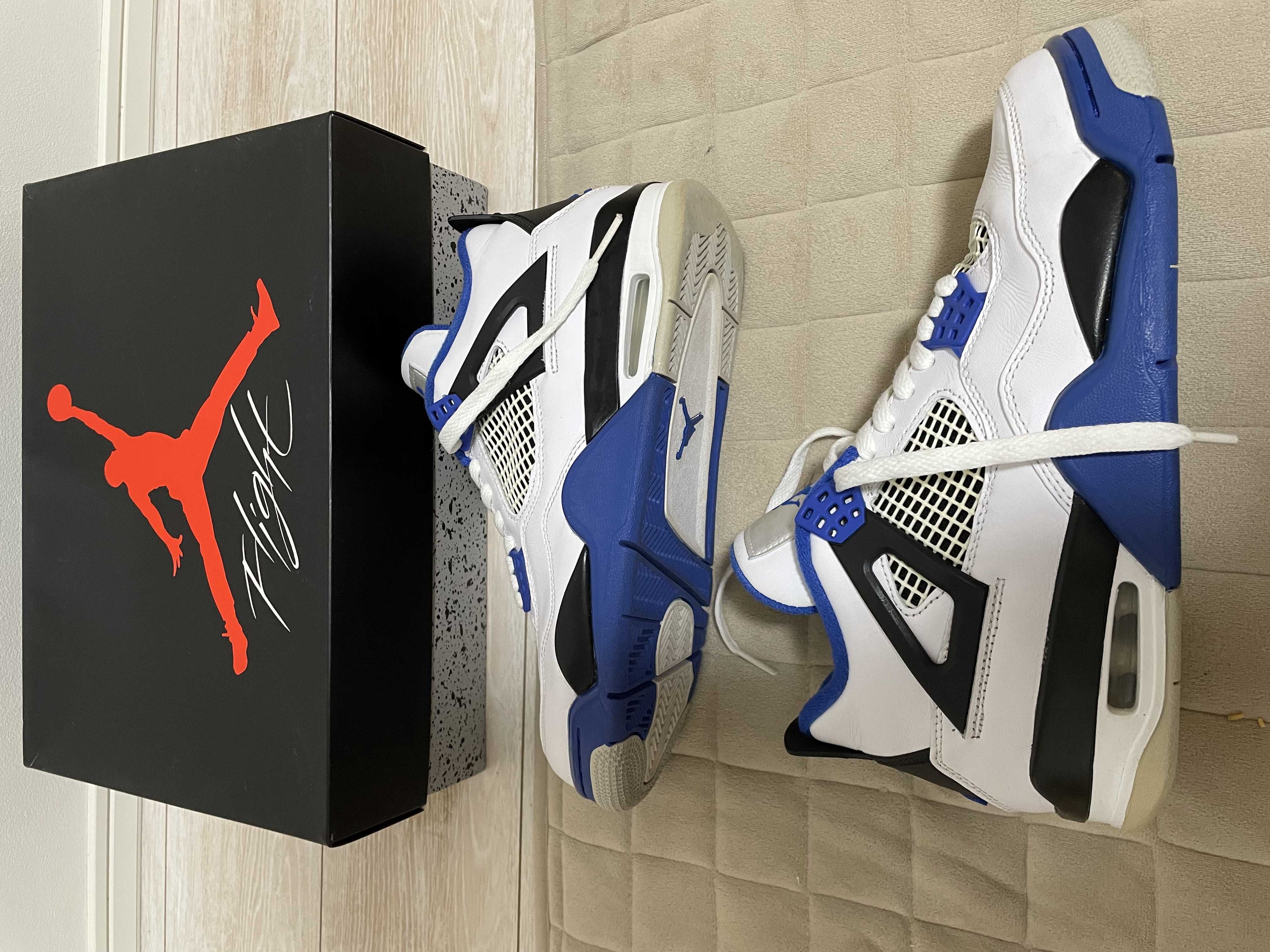 NIKE AIR JORDAN 4 RETRO "MOTORSPORTS" (2017)