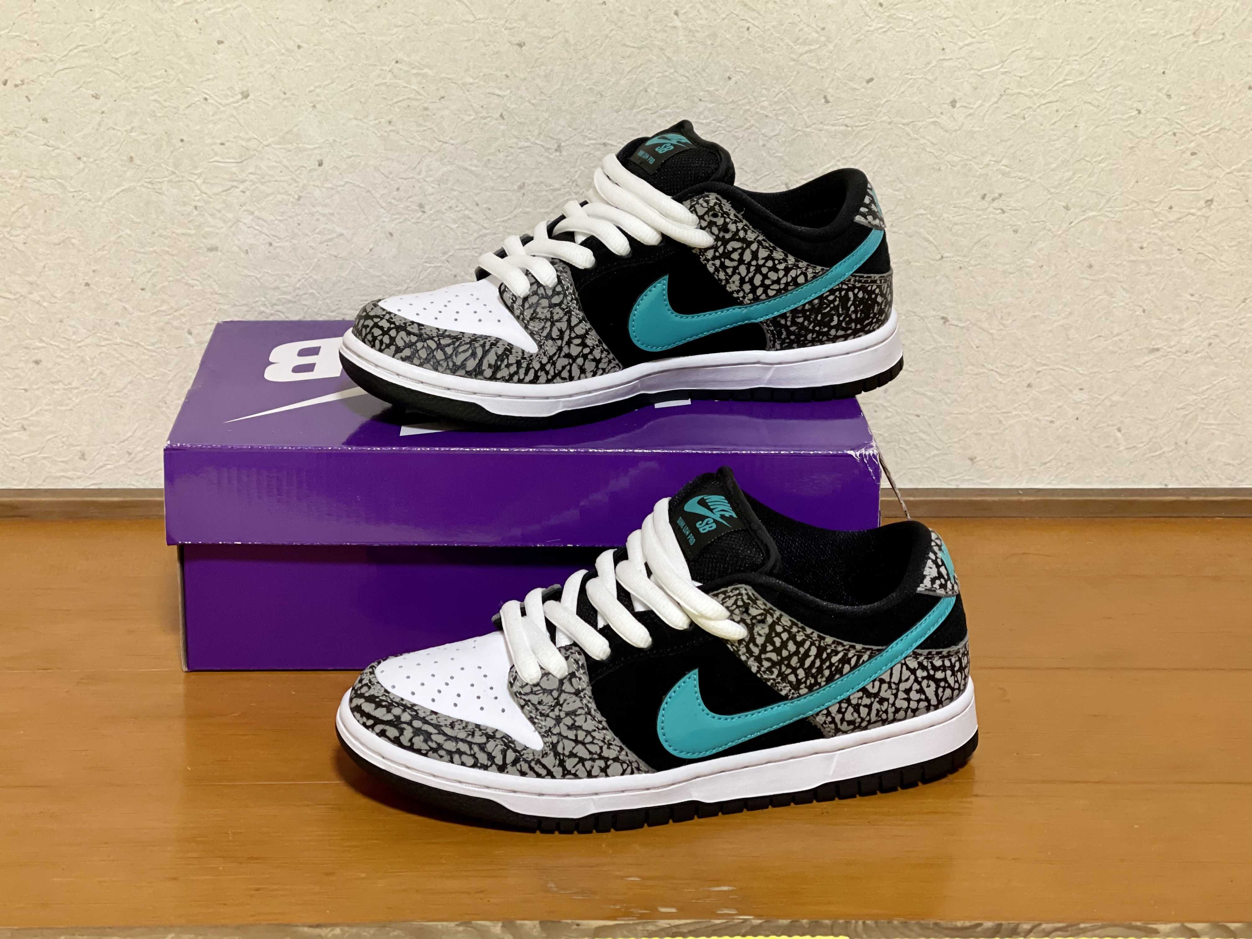 Nike SB Dunk Low "Elephant/Safari"