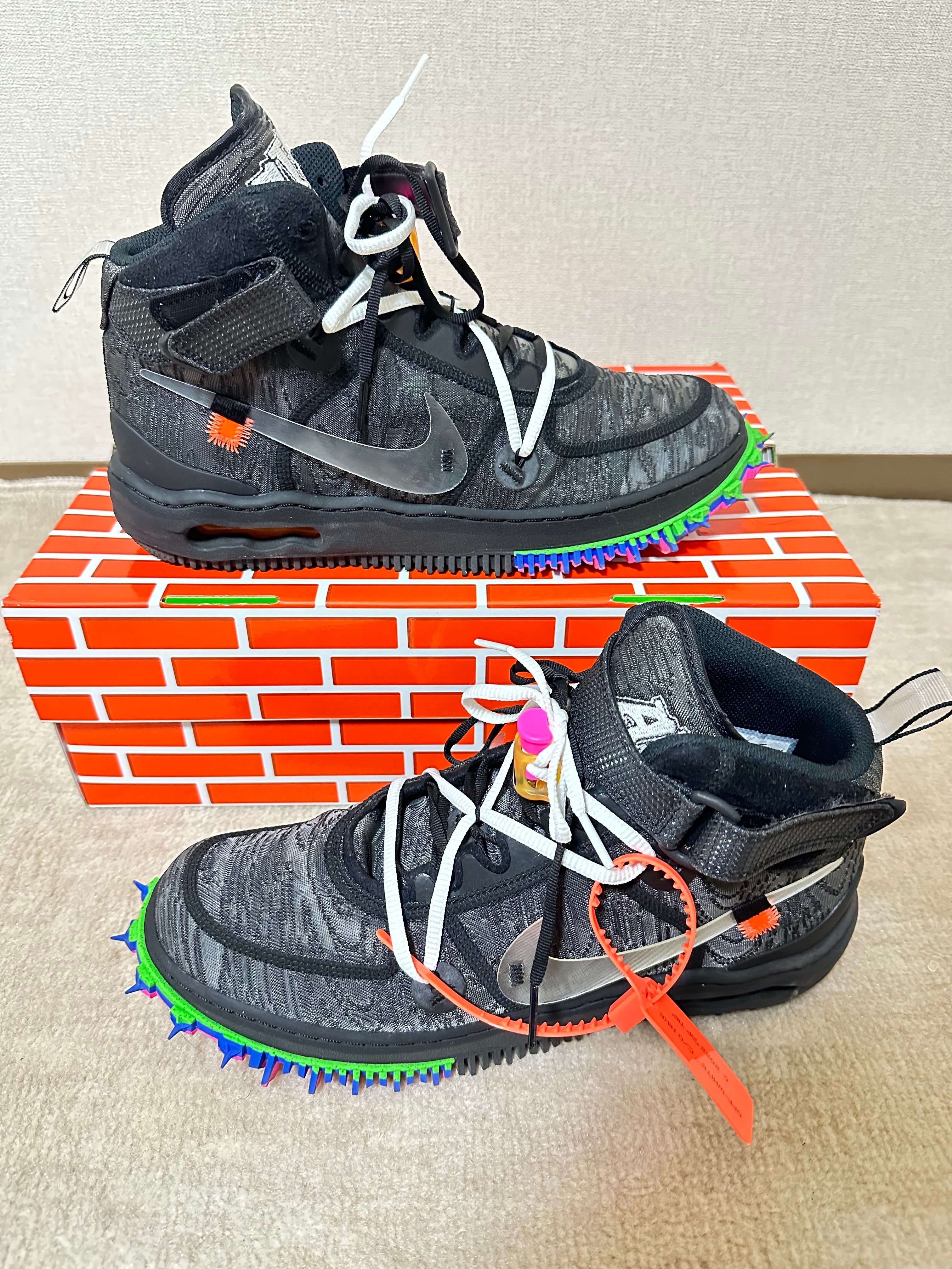 Off-White × Nike Air Force 1 Mid "Black"