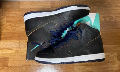 NBA × Nike SB Dunk High "Cleveland Cavaliers"