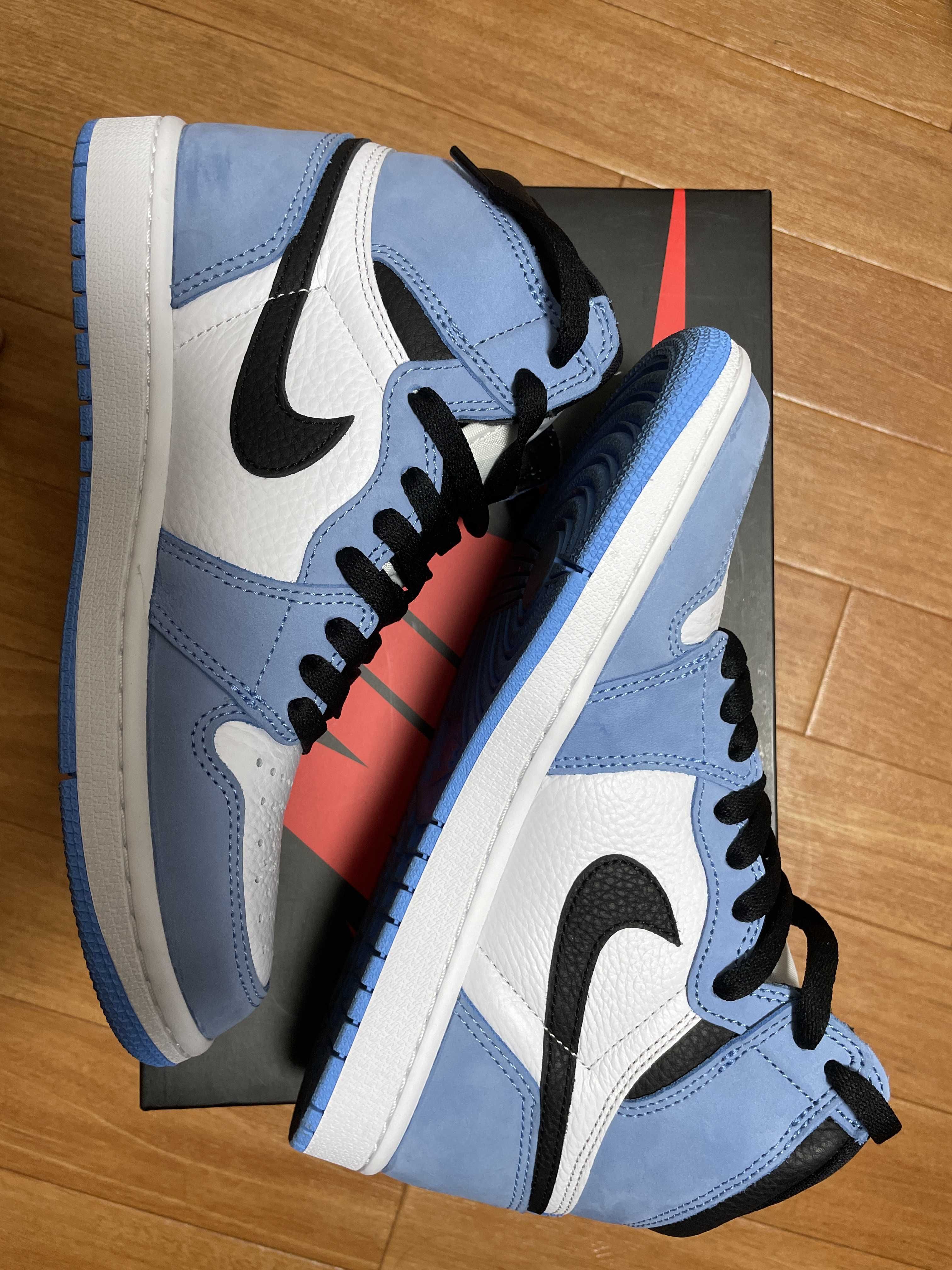 Nike Air Jordan 1 High OG "University Blue"