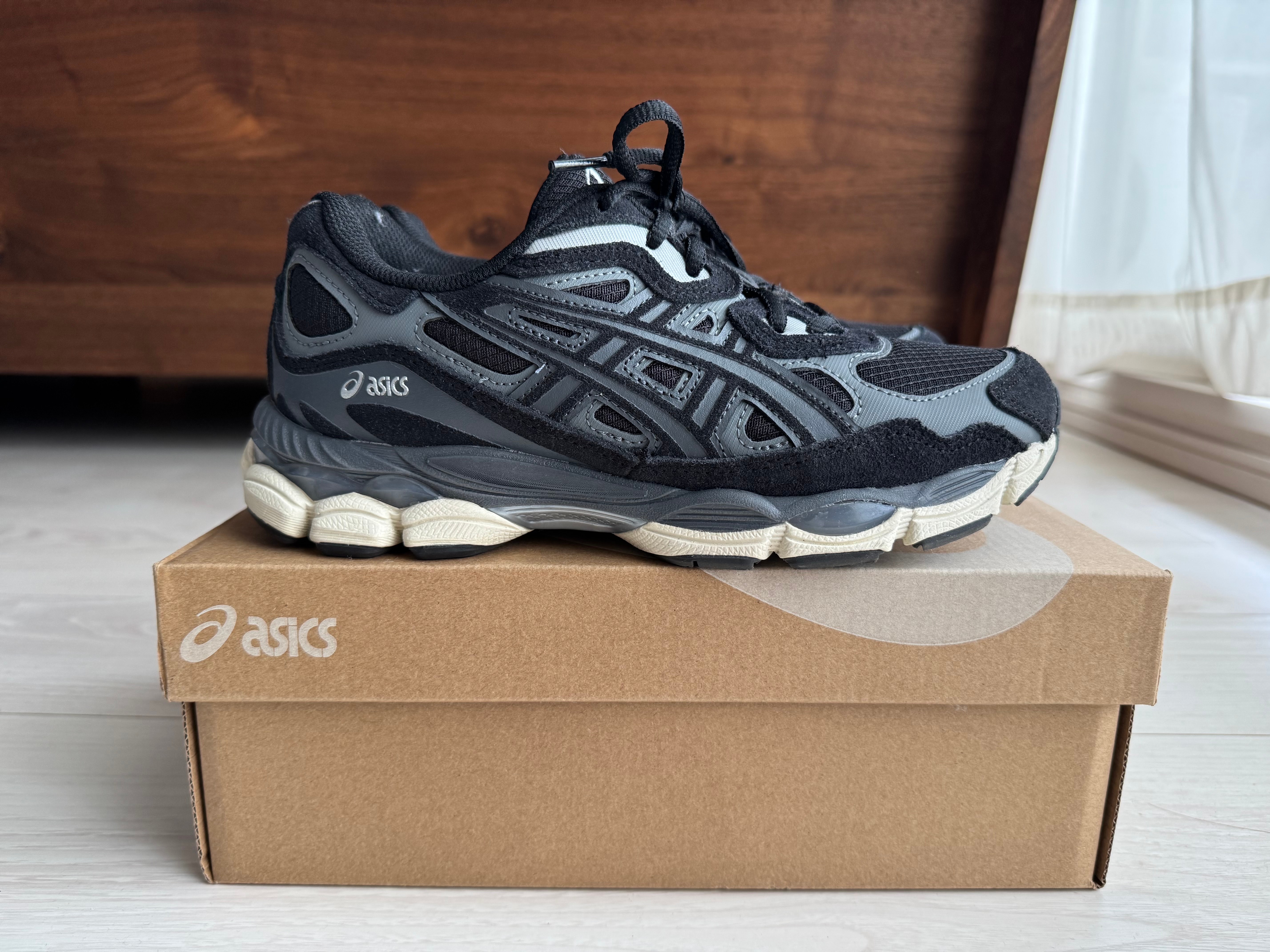 アシックス ゲルNYC "ブラック/ブラック"