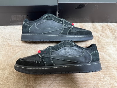 Travis Scott × Nike Air Jordan 1 Low OG SP "Black Phantom"