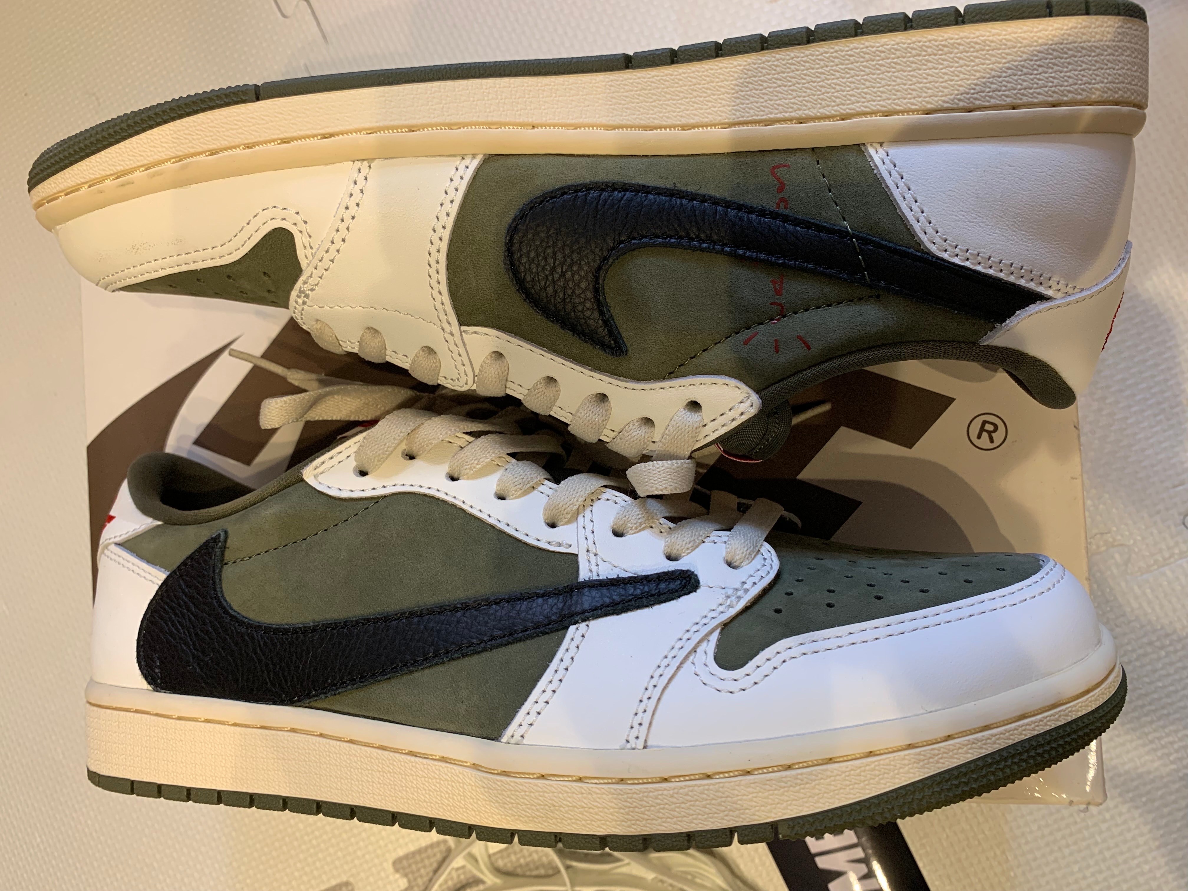 Travis Scott × Nike Air Jordan 1 Low OG SP "Reverse Olive"