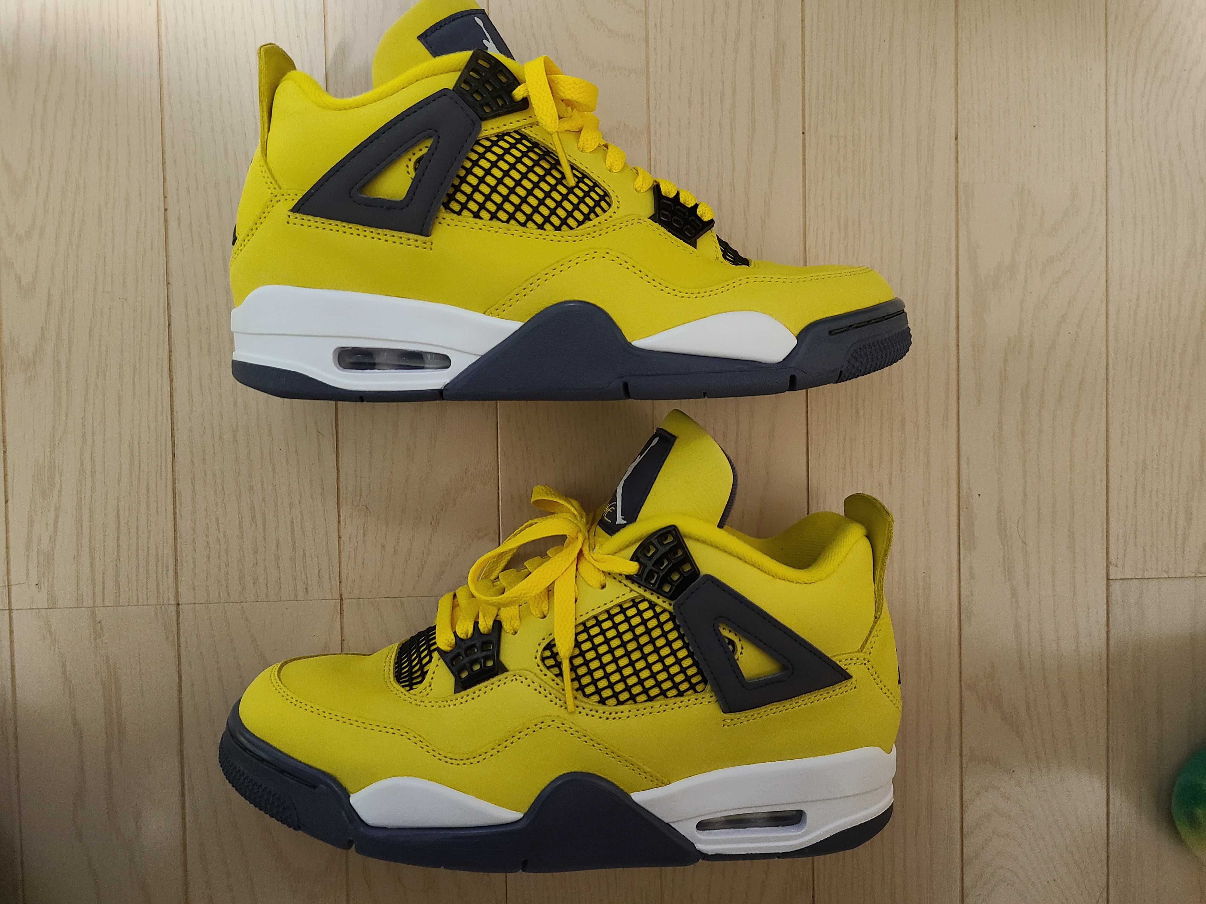 Nike Air Jordan 4 "Tour Yellow"