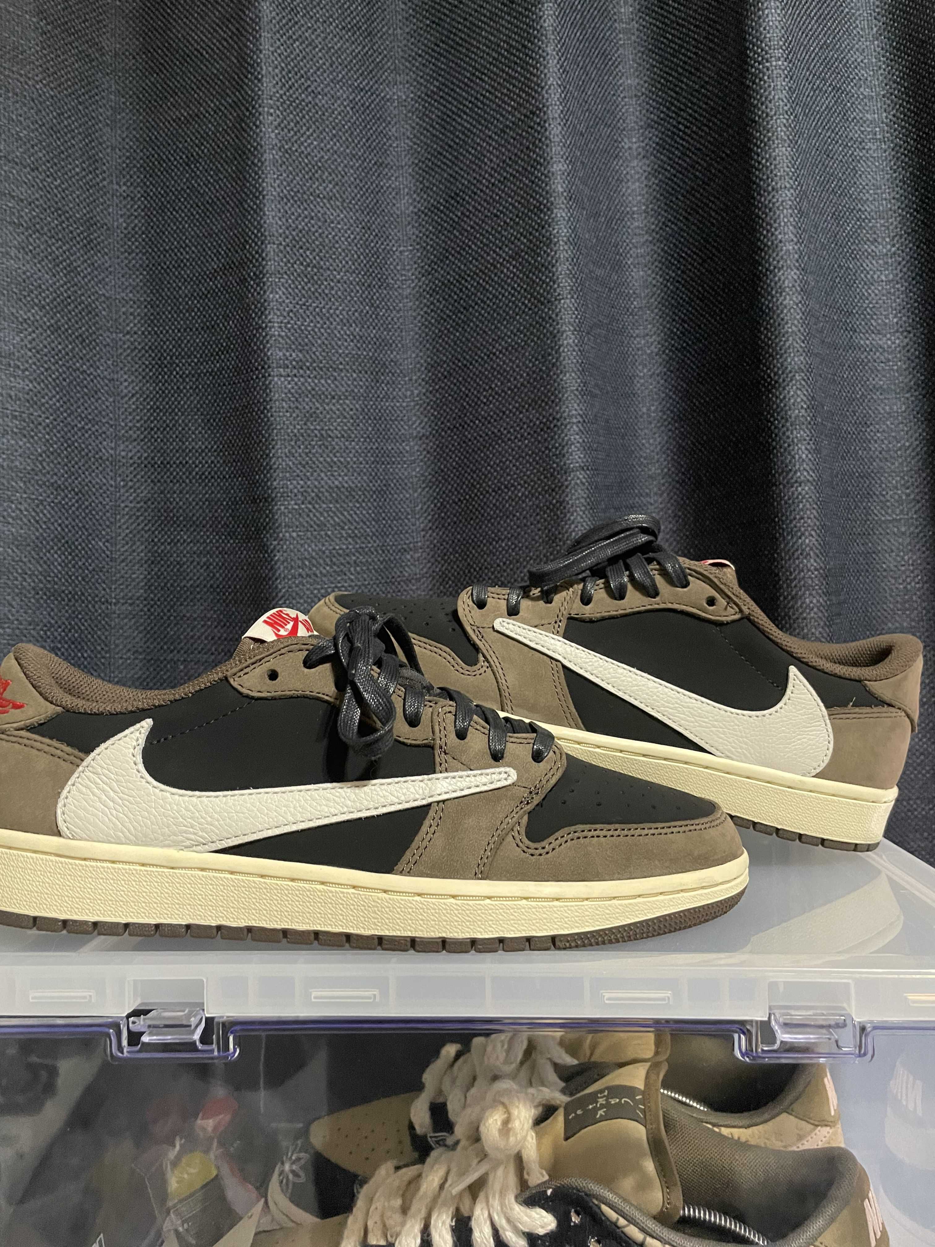 Travis Scott × Nike Air Jordan 1 Low OG SP-T  "Black/Dark Mocha"