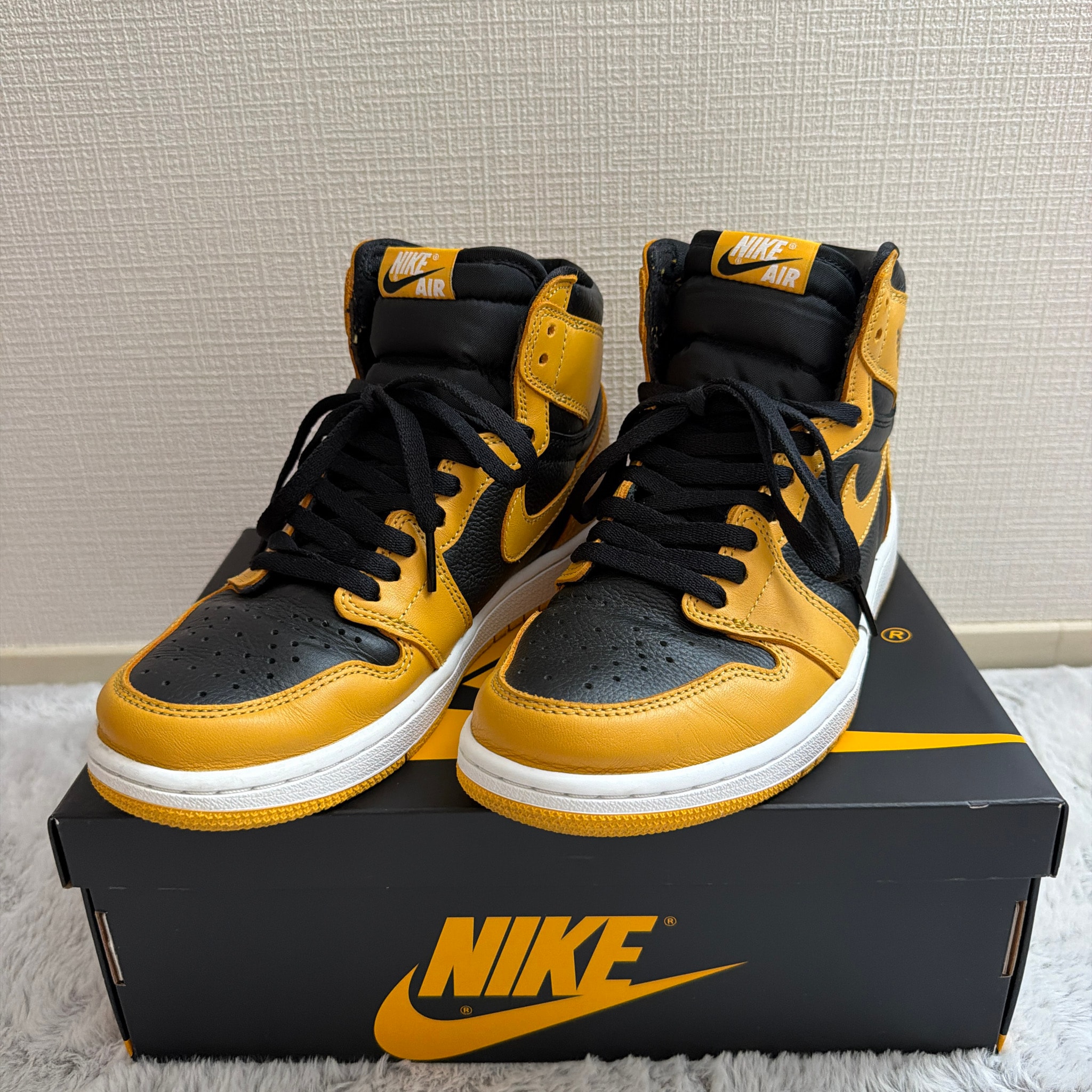 Nike Air Jordan 1 High OG "Pollen"