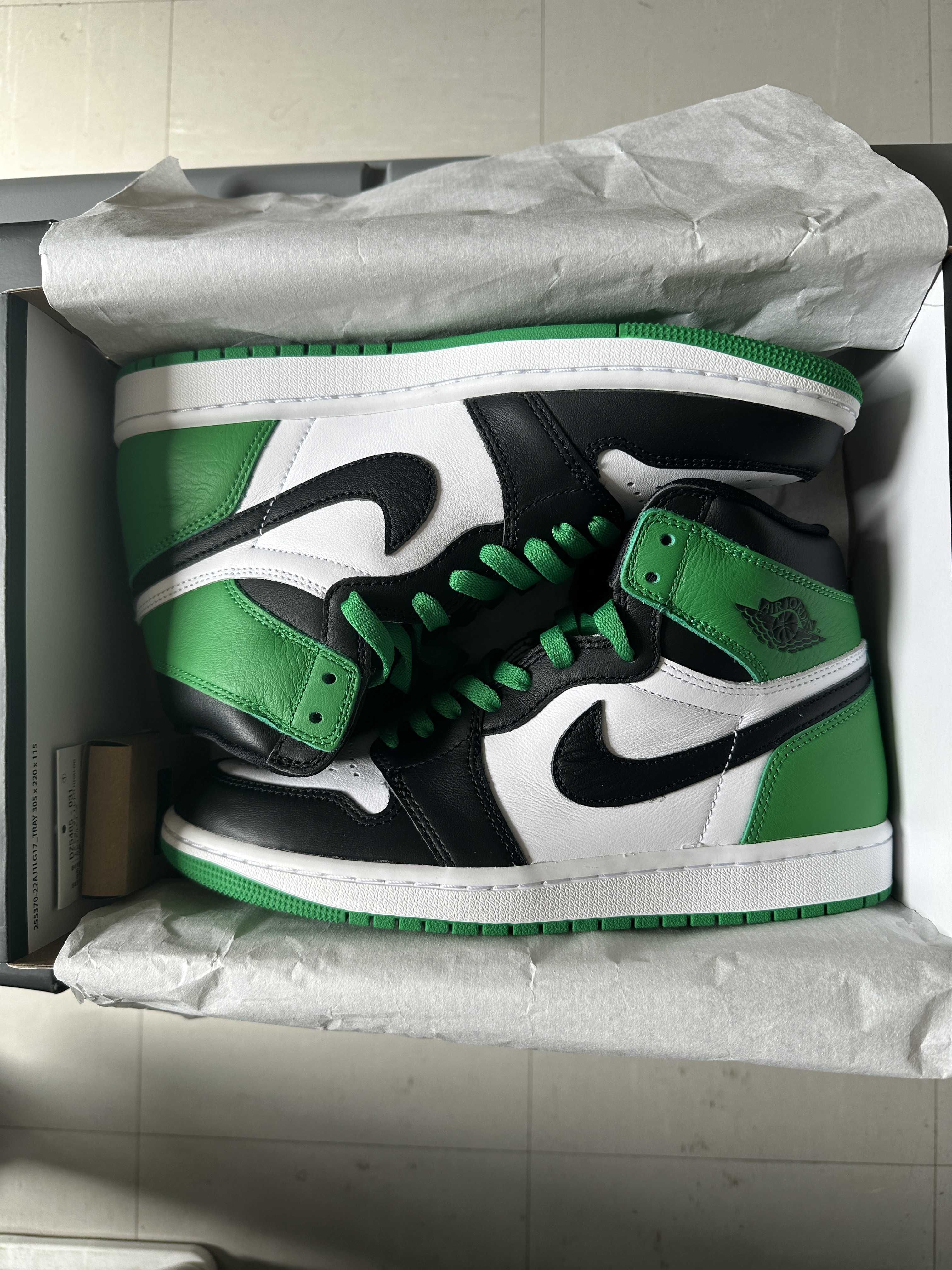 Nike Air Jordan 1 Retro High OG "Celtics/Black and Lucky Green" (2023)