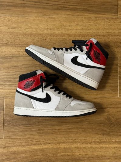 Nike Air Jordan 1 High OG "White/Black/Light Smoke Grey"