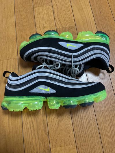 Nike Air Vapormax '97 "Black/Volt-Metallic Silver"