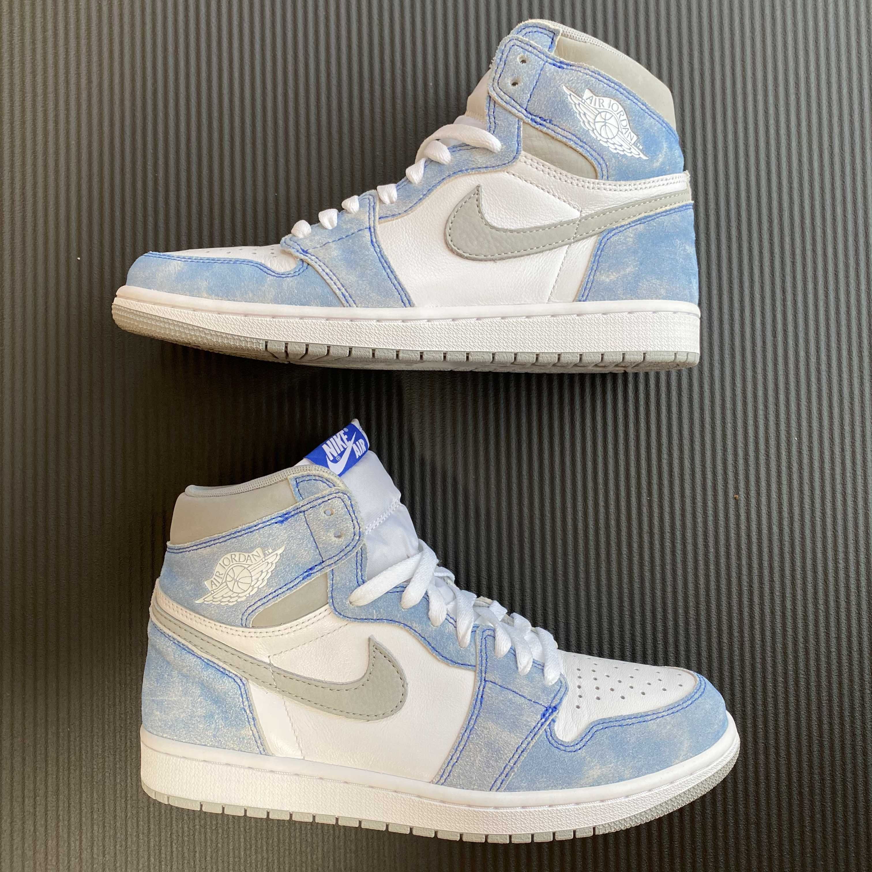 Nike Air Jordan 1 High OG "Hyper Royal"