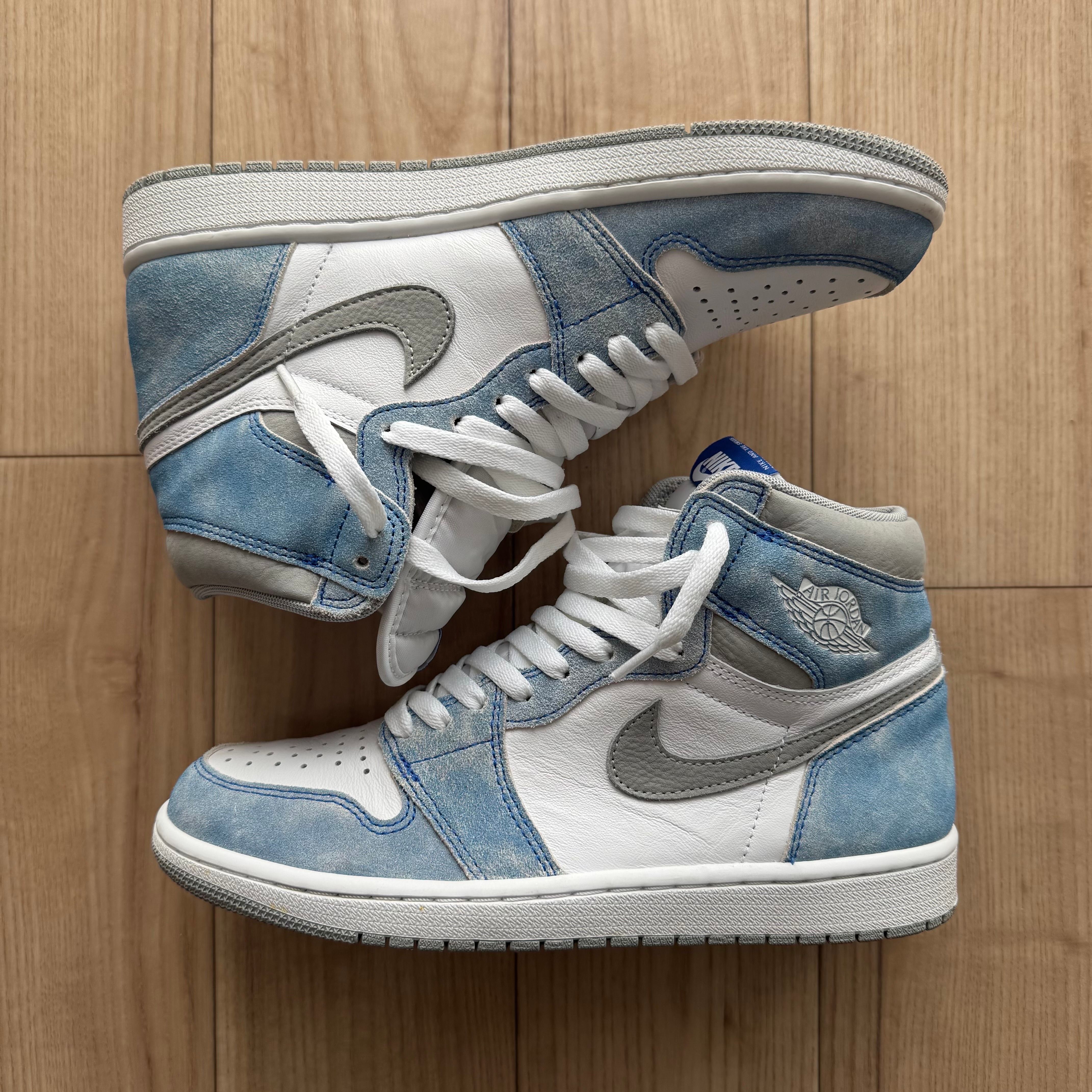 Nike Air Jordan 1 High OG "Hyper Royal"