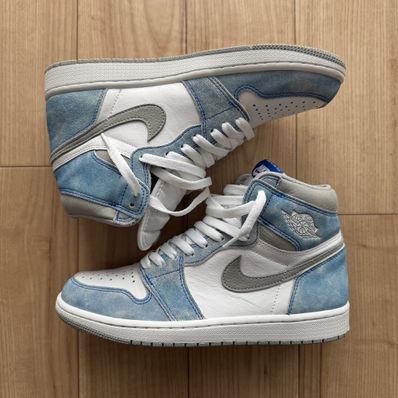 Nike Air Jordan 1 High OG "Hyper Royal"