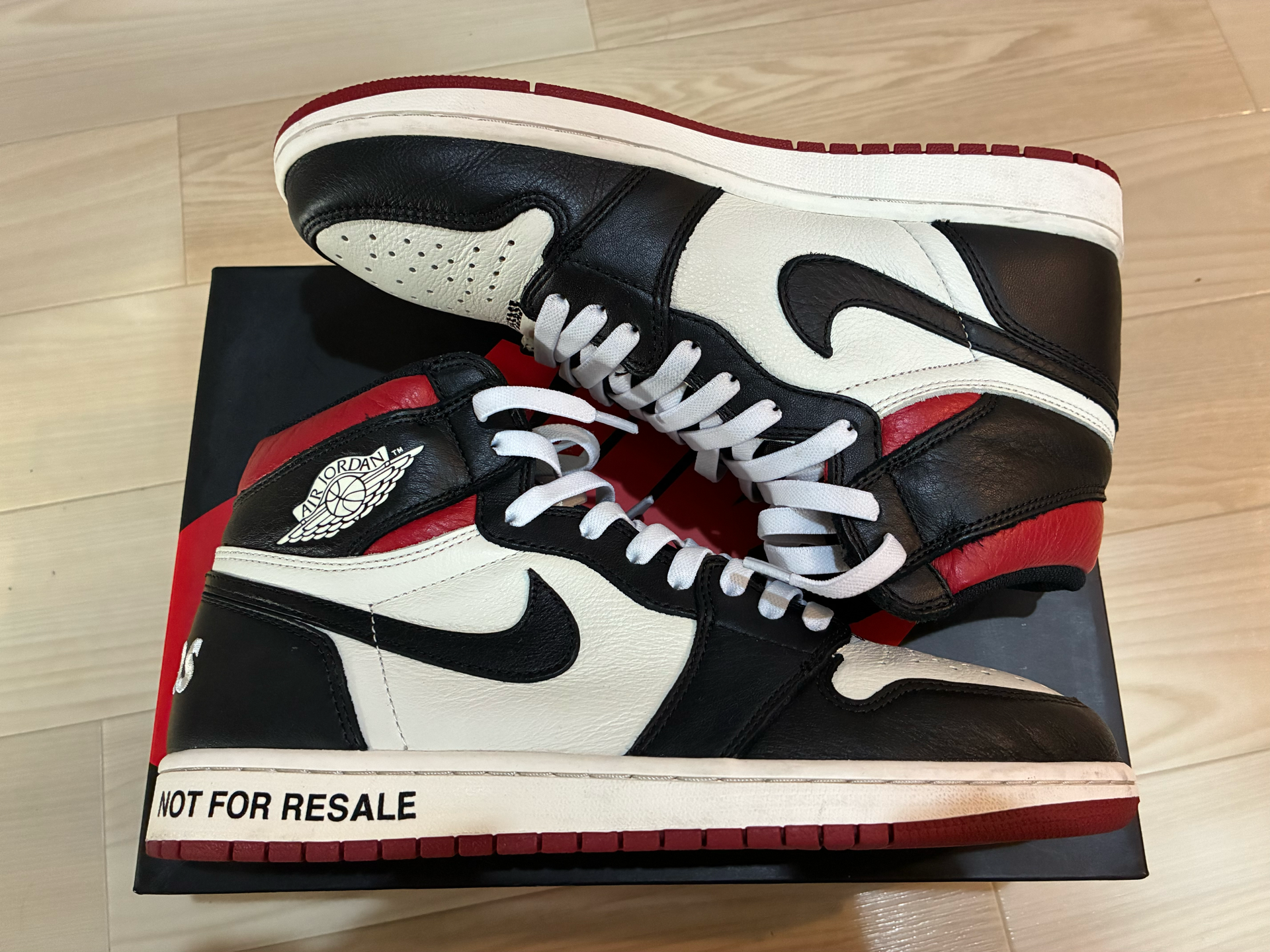 Nike Air Jordan 1 Retro High OG "Not for Resale"