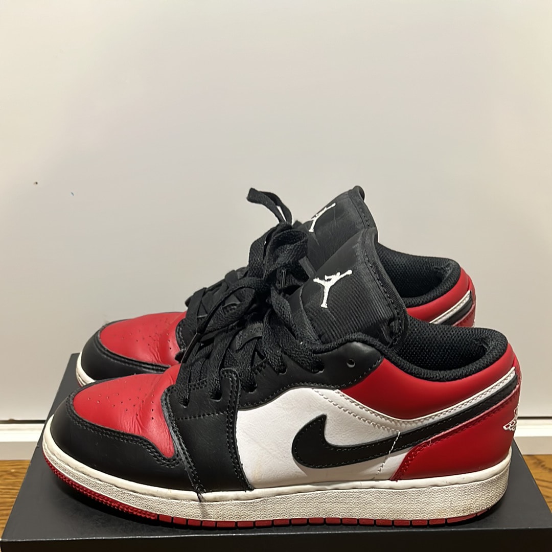 Nike GS Air Jordan 1 Low "Bred Toe"