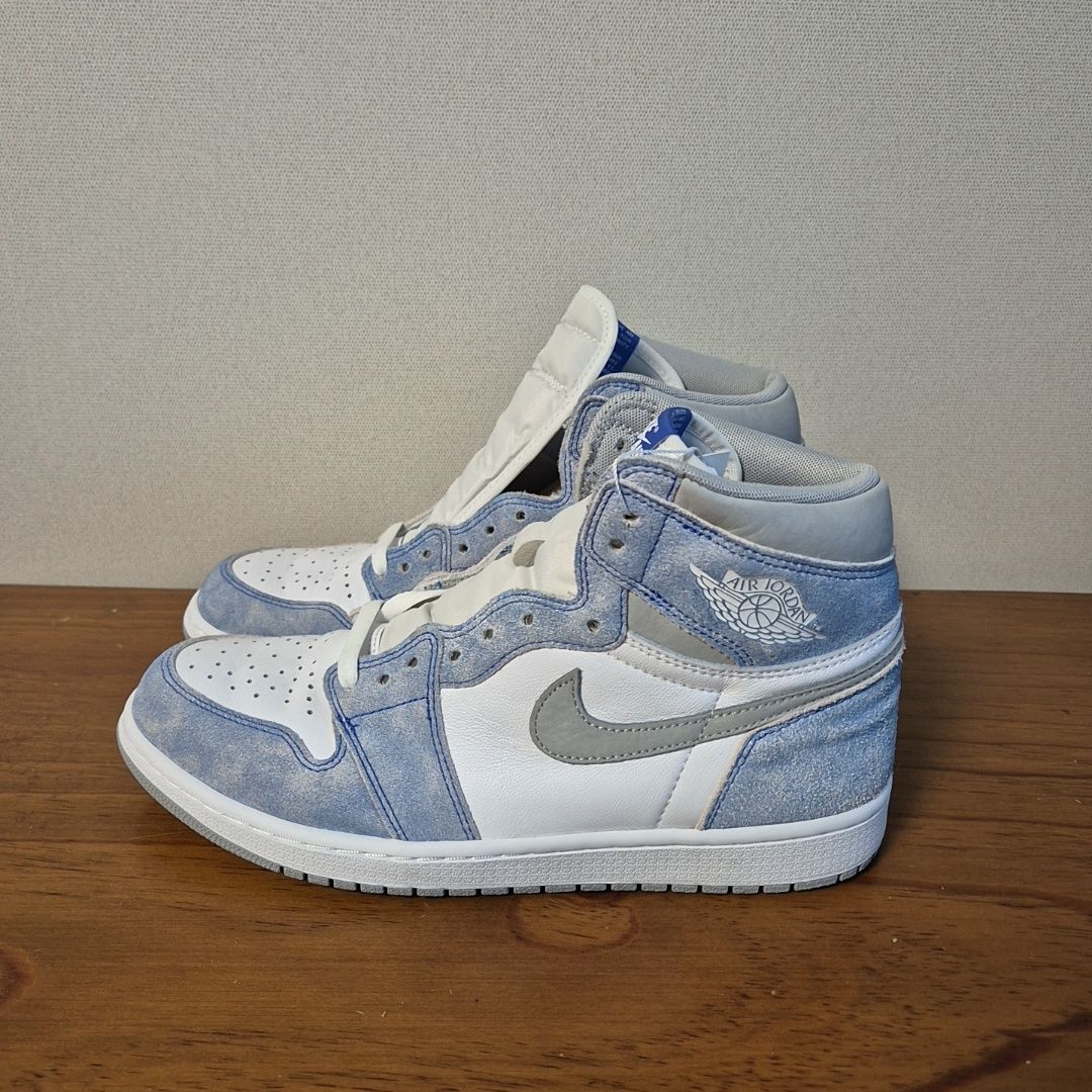 Nike Air Jordan 1 High OG "Hyper Royal"