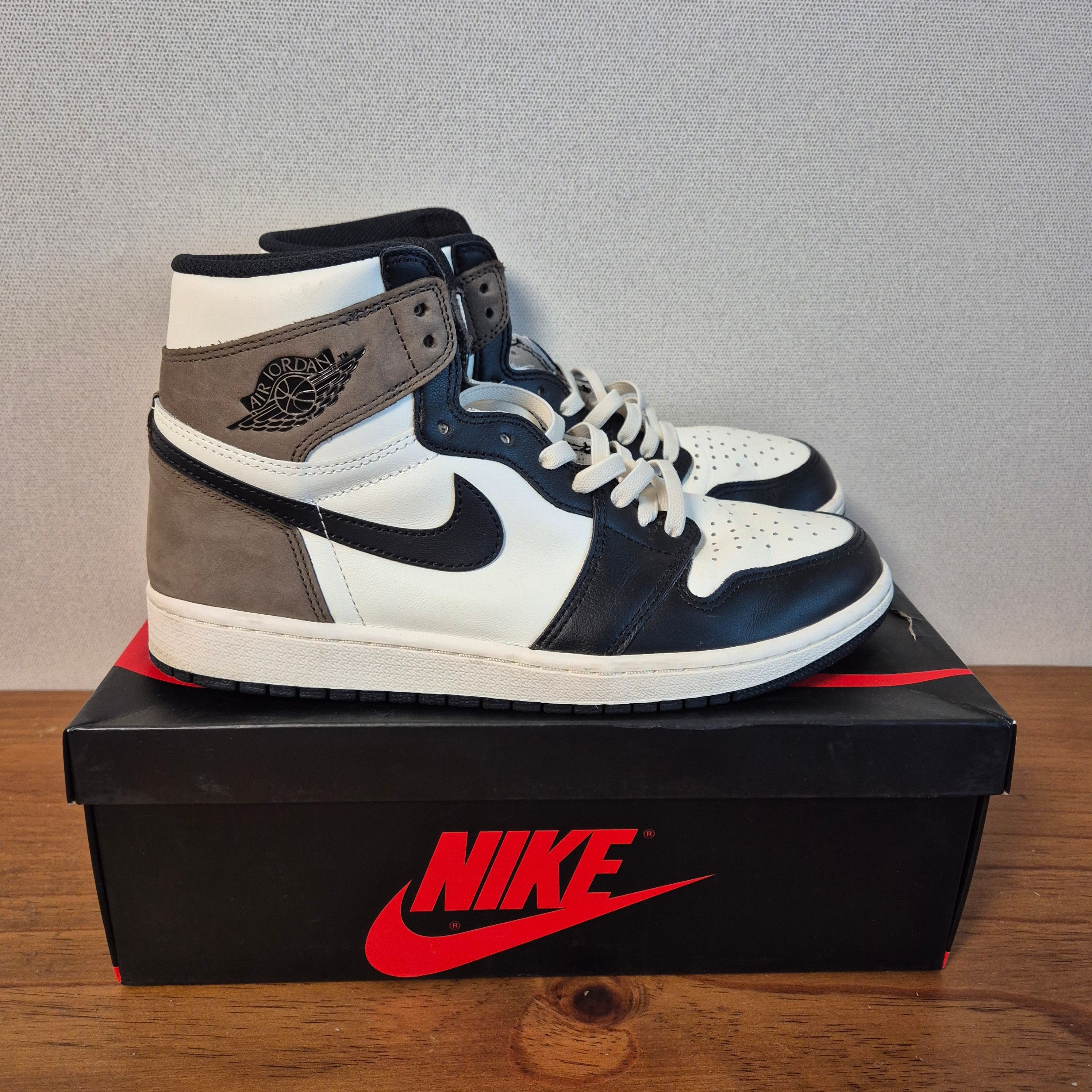 Nike Air Jordan 1 High OG "Sail/Dark Mocha/Black"