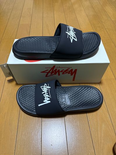 Stussy × Nike Benassi Slide Sandal "Black" (DC5239-001)
