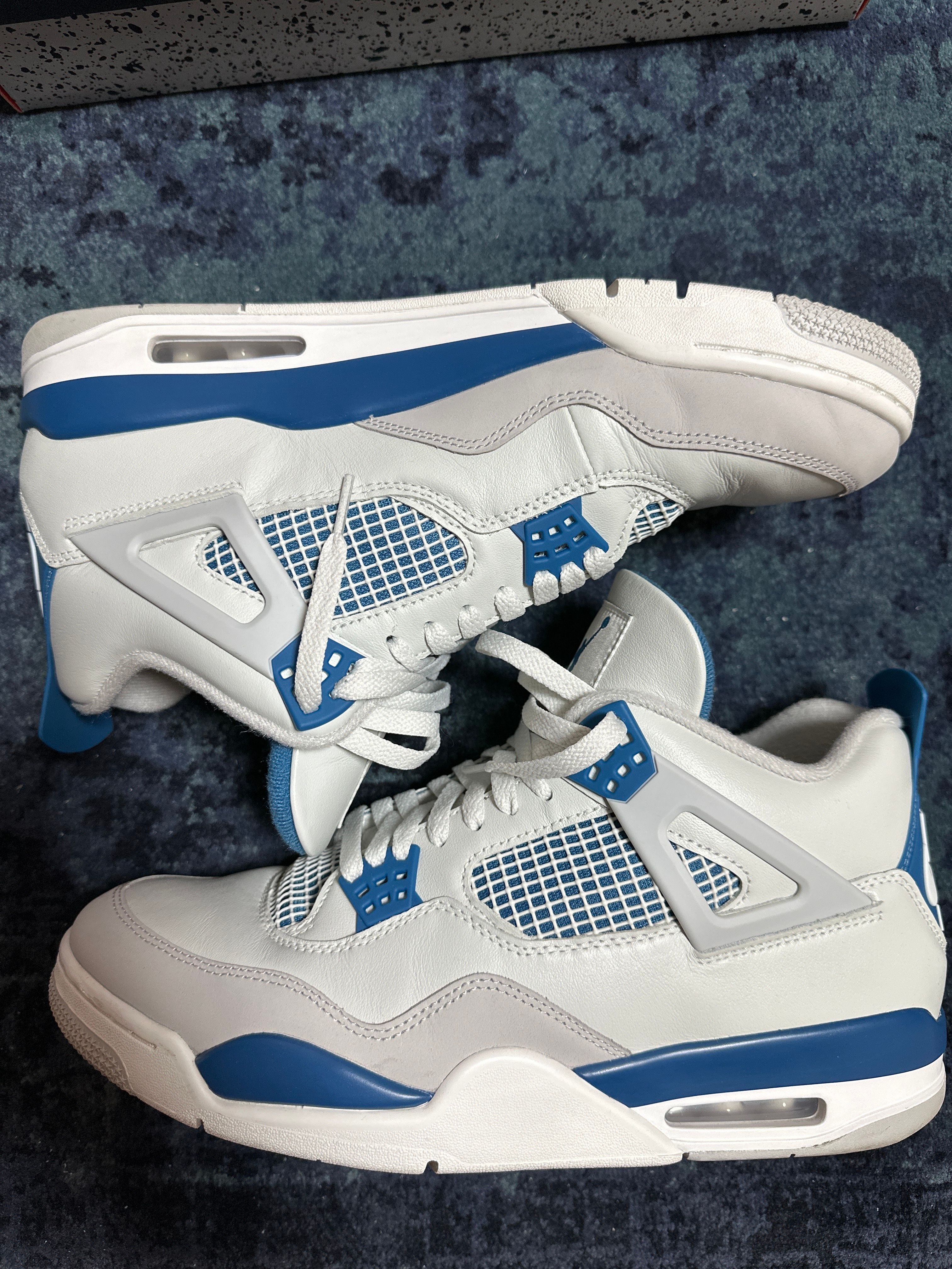 Nike Air Jordan 4 Retro "Industrial Blue"