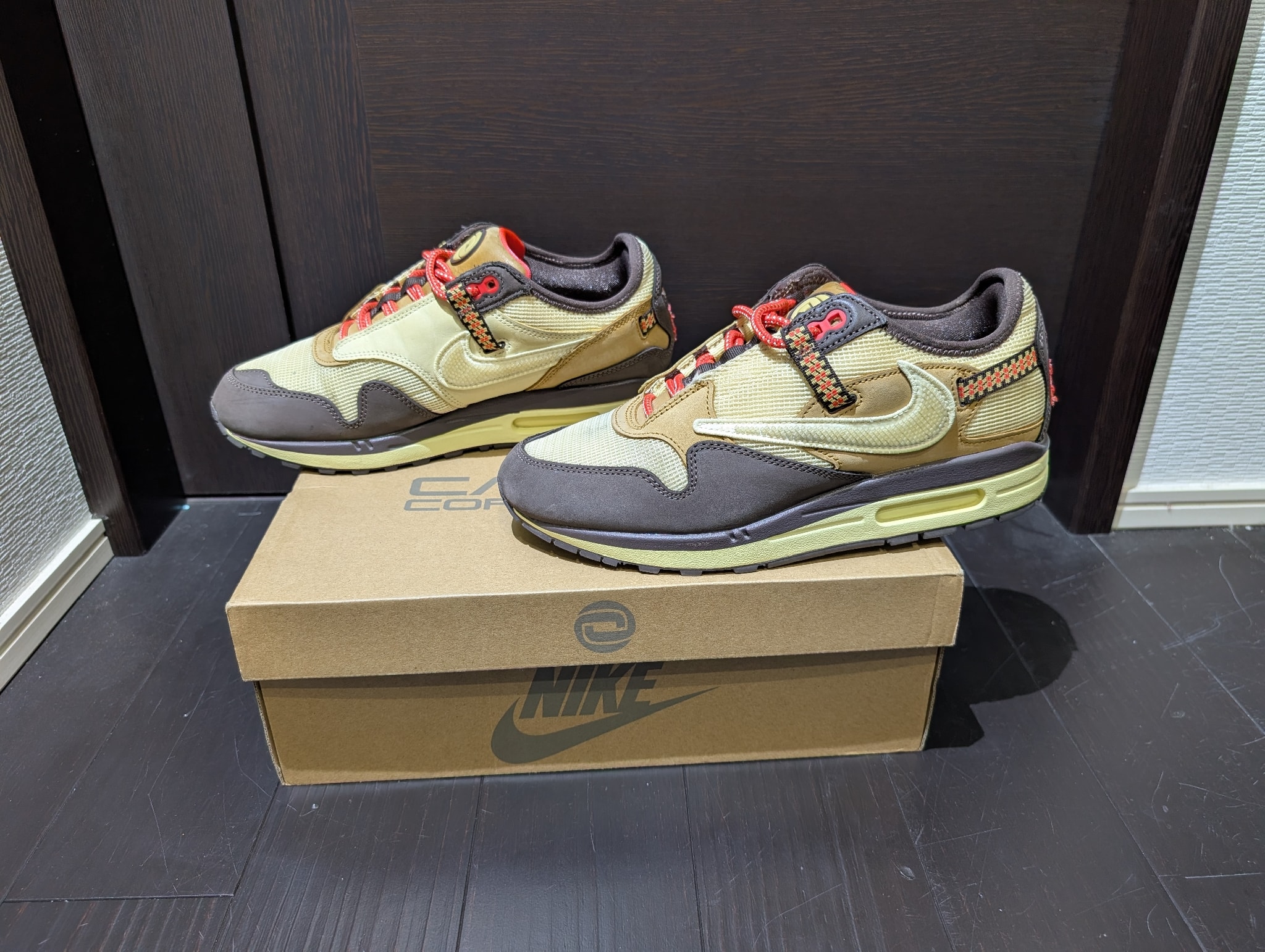 Travis Scott × Nike Air Max 1 "CACT.US Brown"