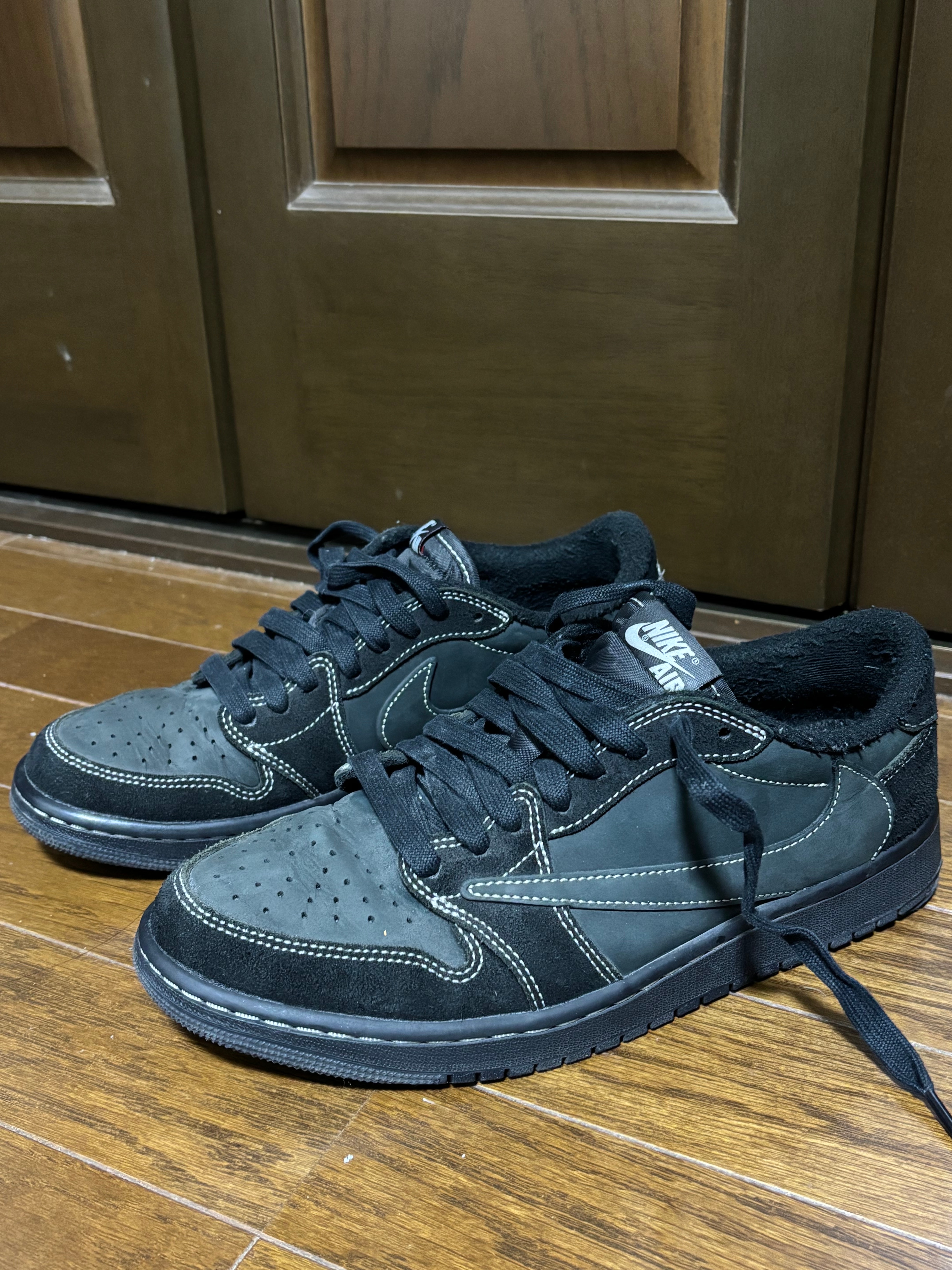 Travis Scott × Nike Air Jordan 1 Low OG SP "Black Phantom"