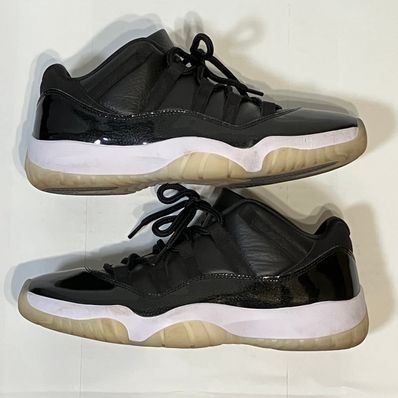 Nike Air Jordan 11 Low "72-10"