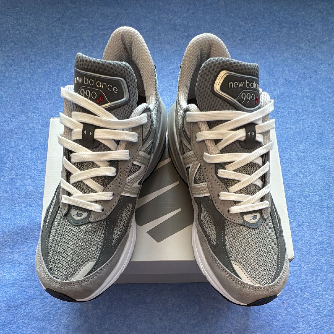 New Balance 990V6 "Gray" (Heel Logo NB)