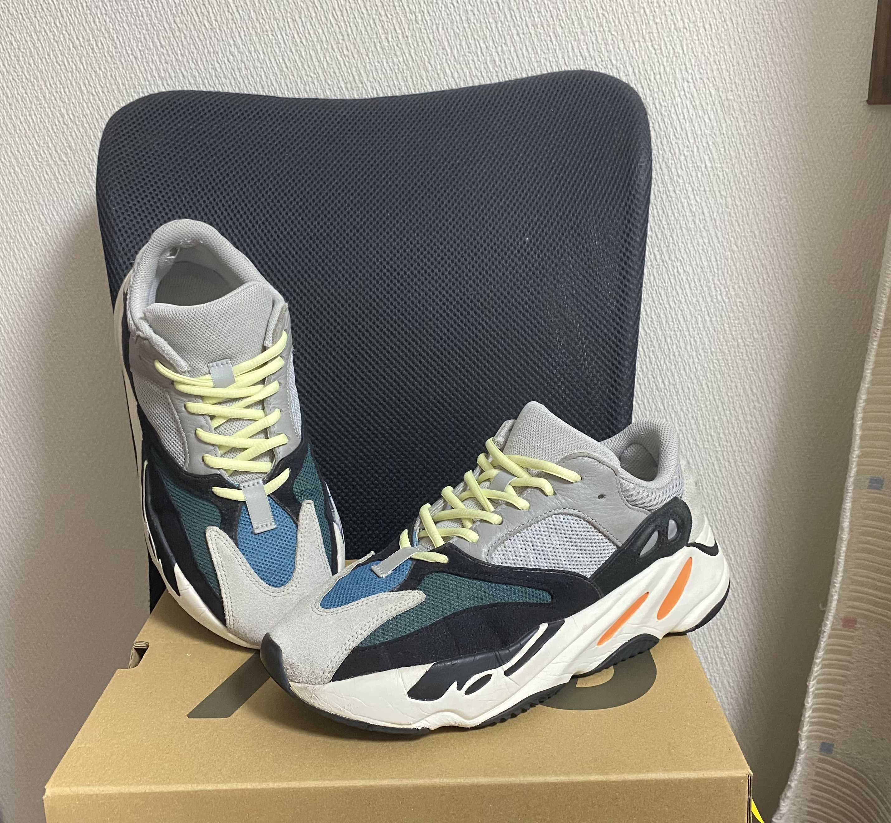 adidas YEEZY Boost 700 "Wave Runner"