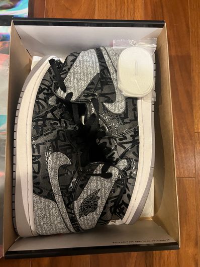 Nike Air Jordan 1 High OG "Rebellionaire"