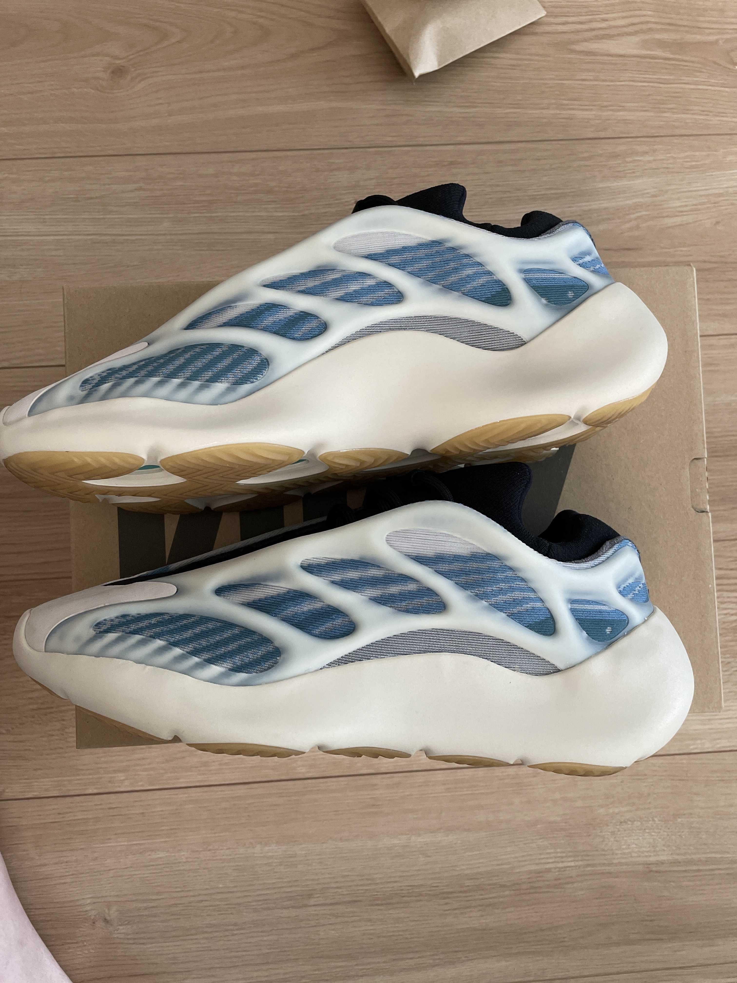 adidas YEEZY 700V3 "Kyanite"