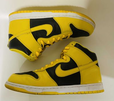 Nike Dunk High "Black/Varsity Maize"