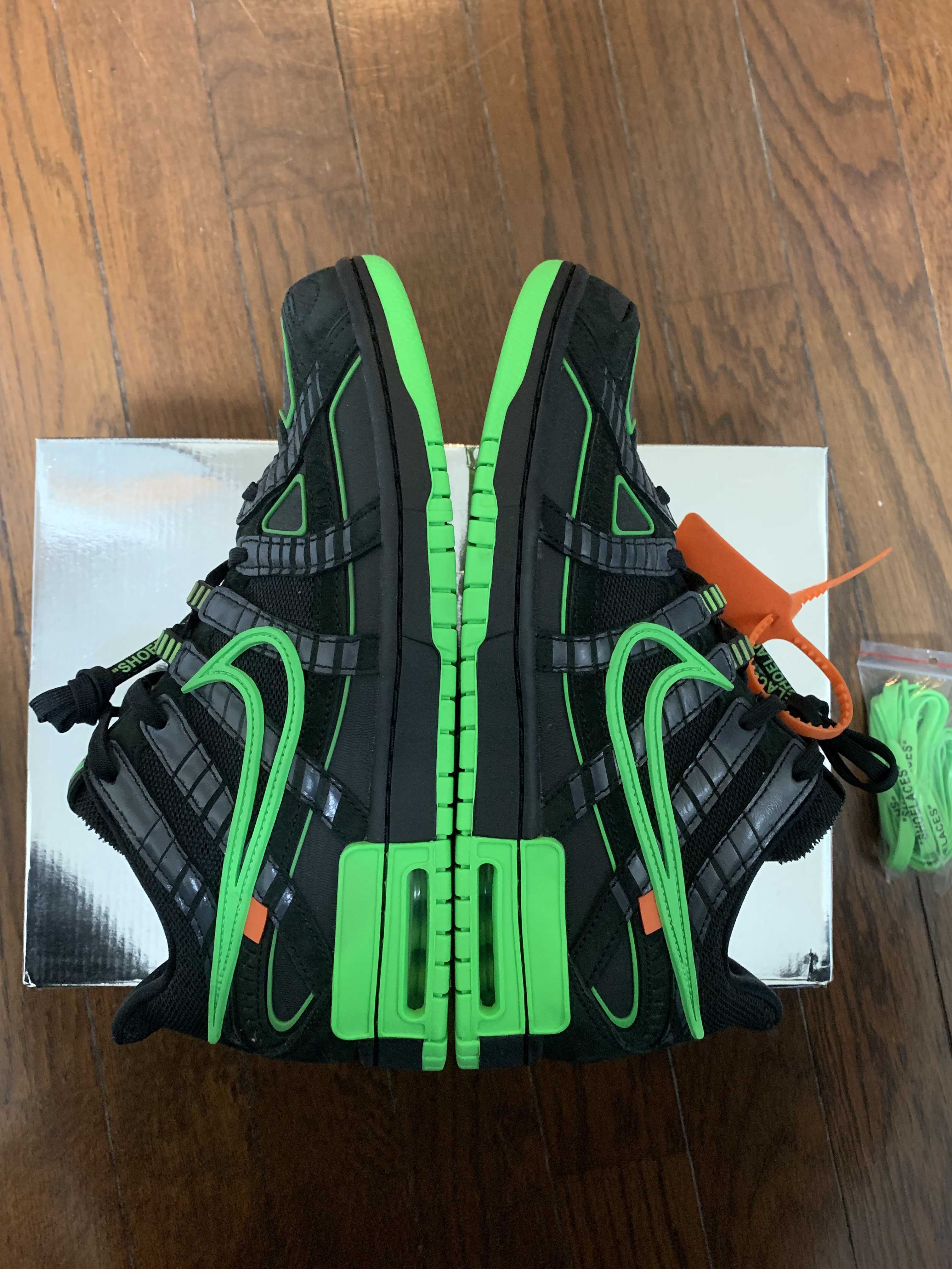 Off-White × Nike Air Rubber Dunk "Black/Green Strike"