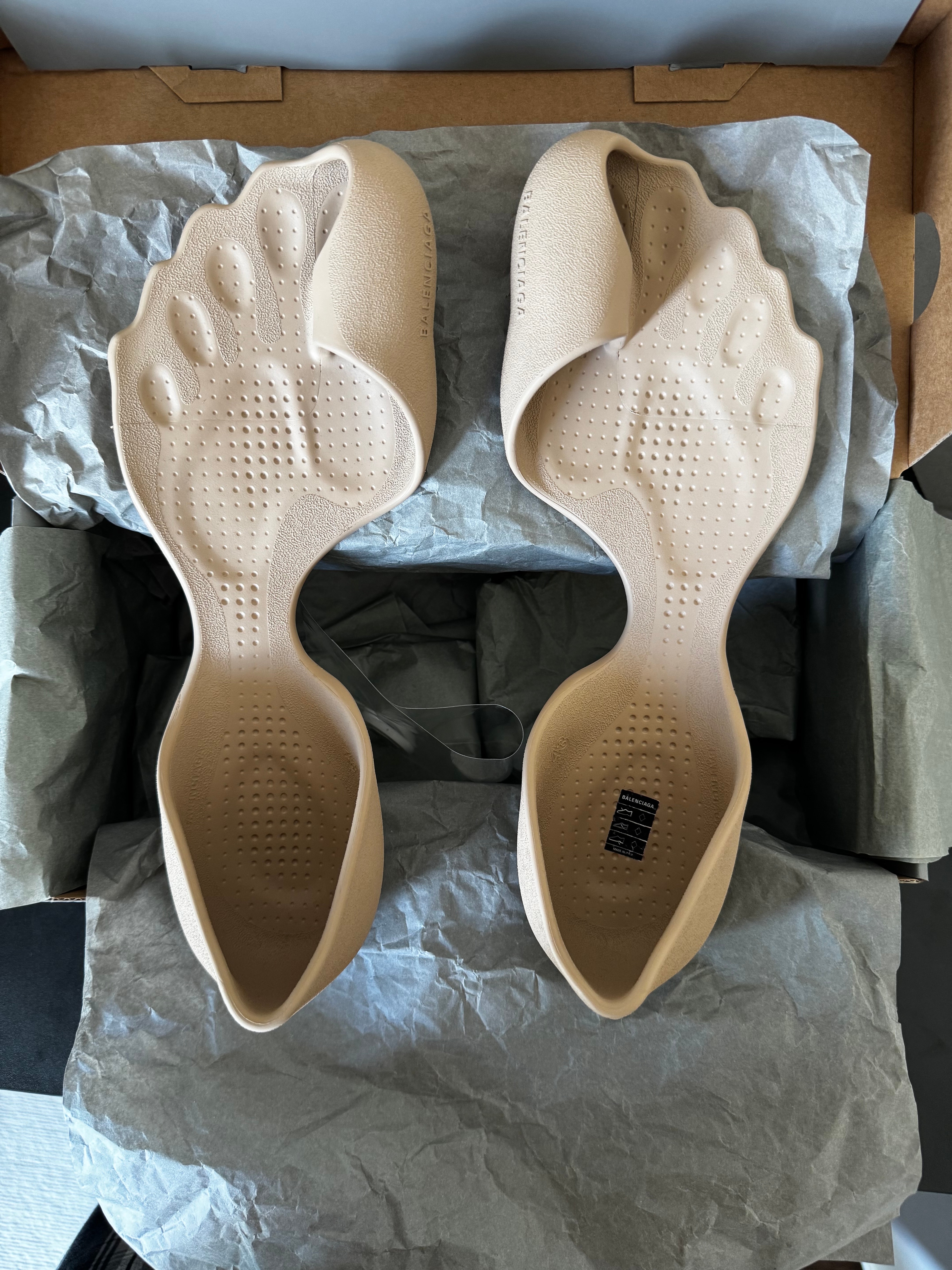 BALENCIAGA Zero Sneaker "Beige"